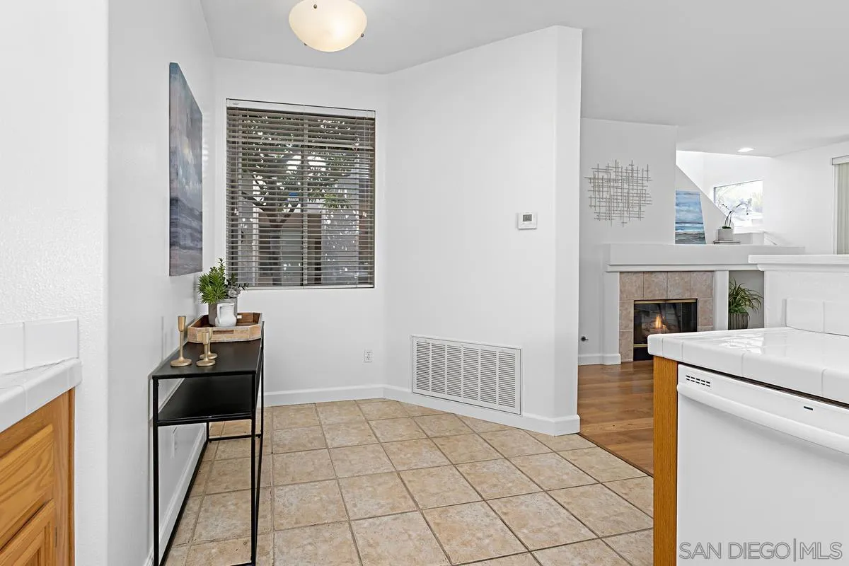 Photo #22: 250025179 Listing: Photo #22