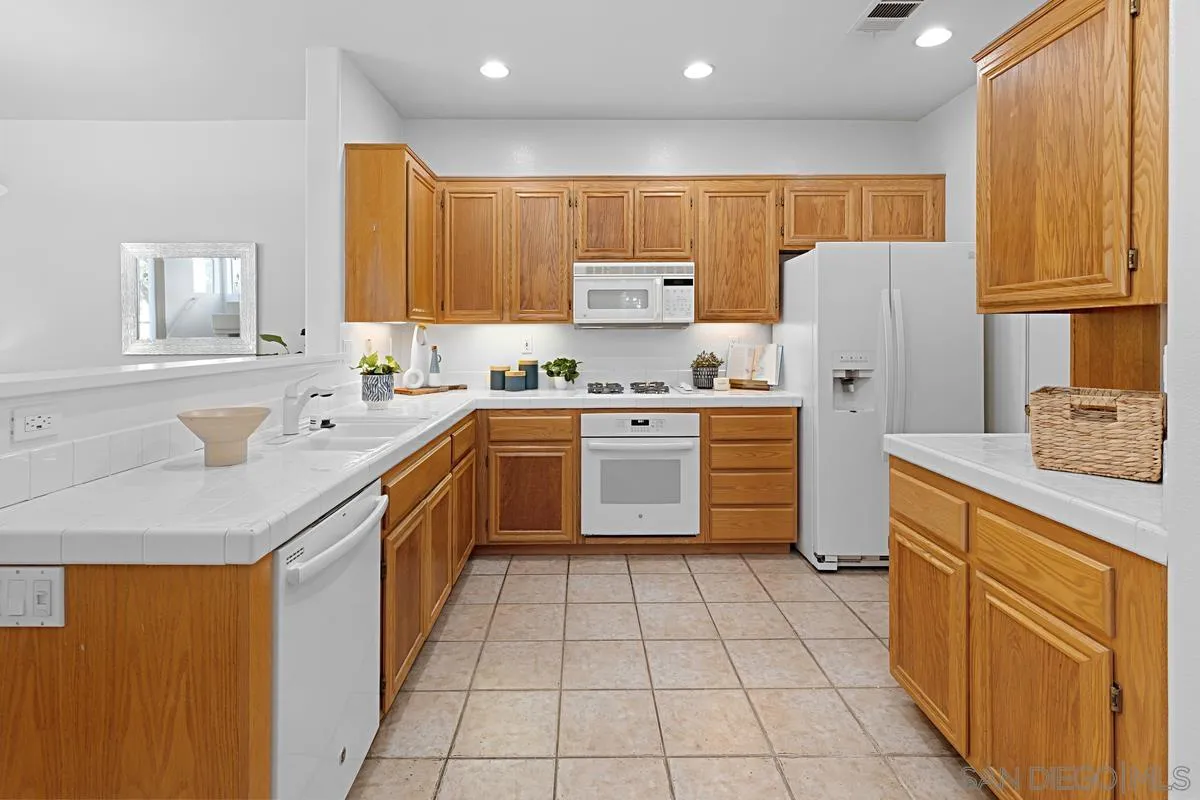 Photo #7: 250025179 Listing: Photo #7