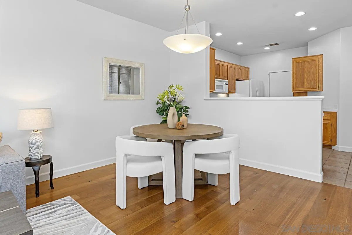 Photo #18: 250025179 Listing: Photo #18