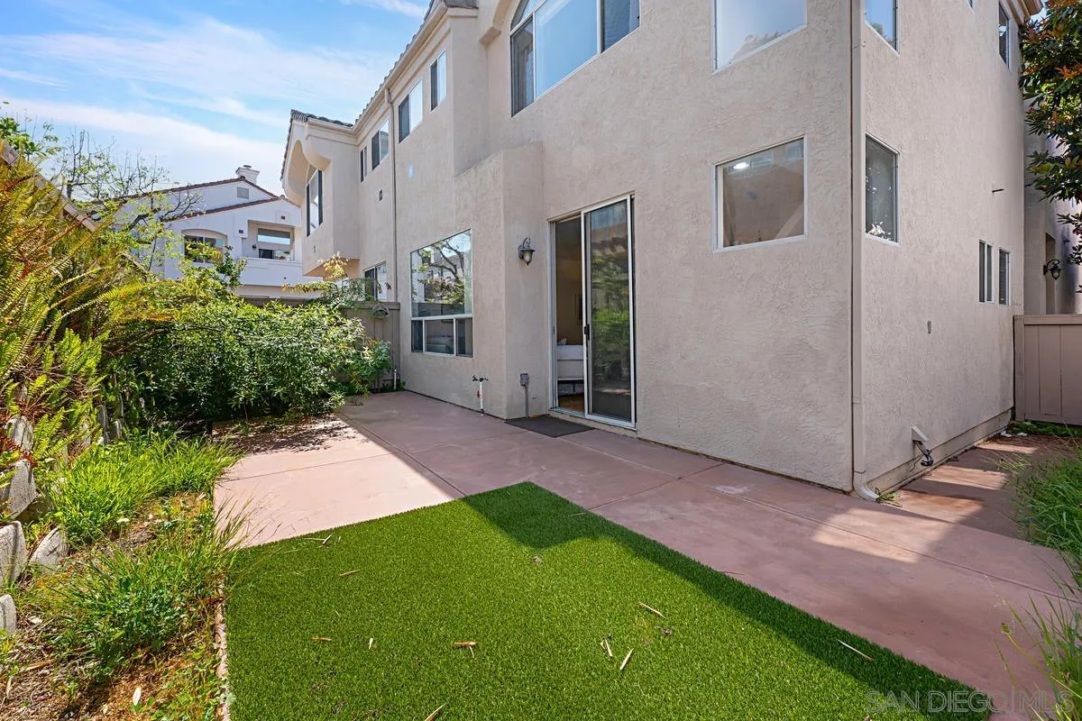 Photo #24: 250025179 Listing: Photo #24