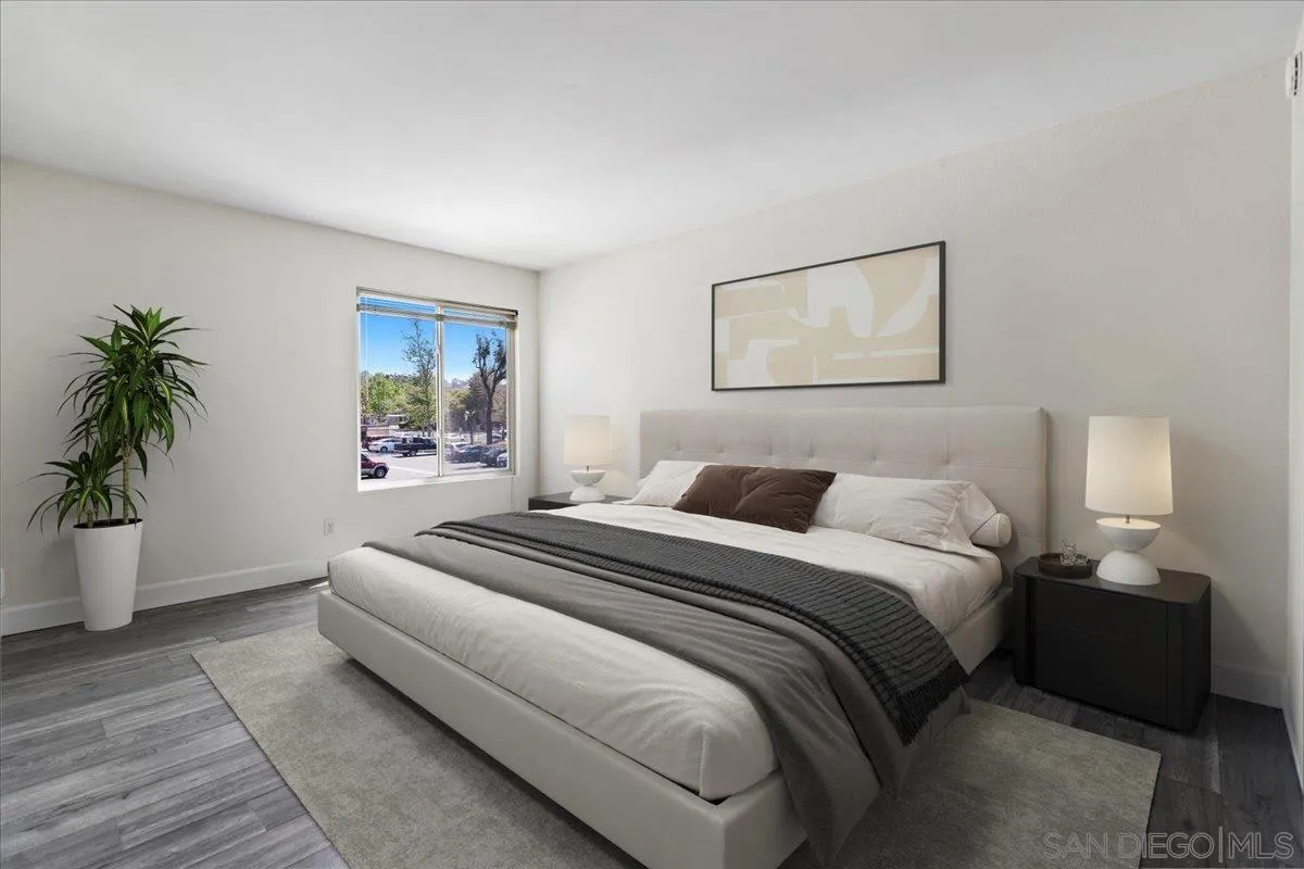 Photo #3: 250025180 Listing 