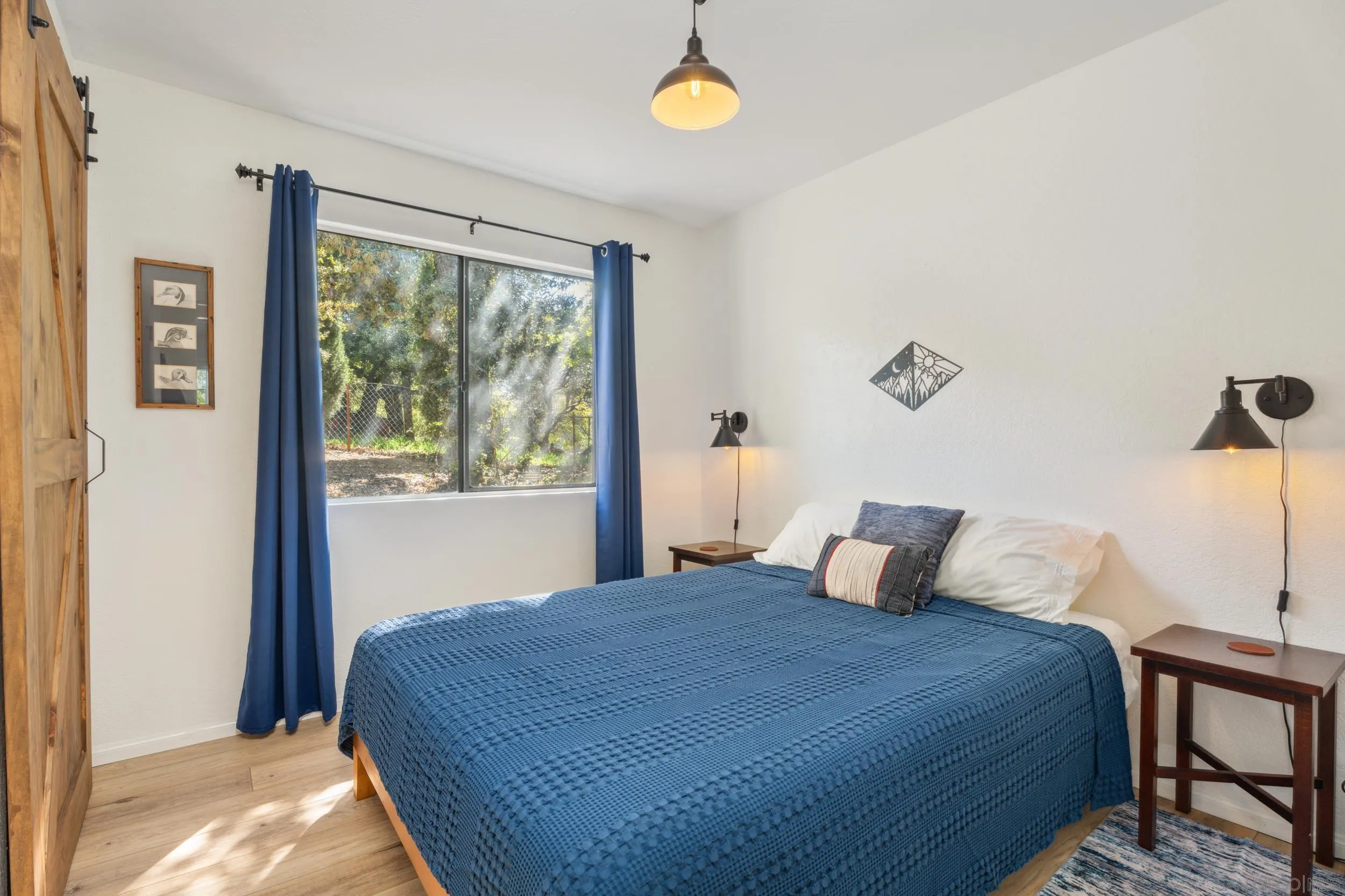 https://cdn.realtyfeed.com/cdn/127/250025202/380e7eceb3263f38979c3923864b555d.webp