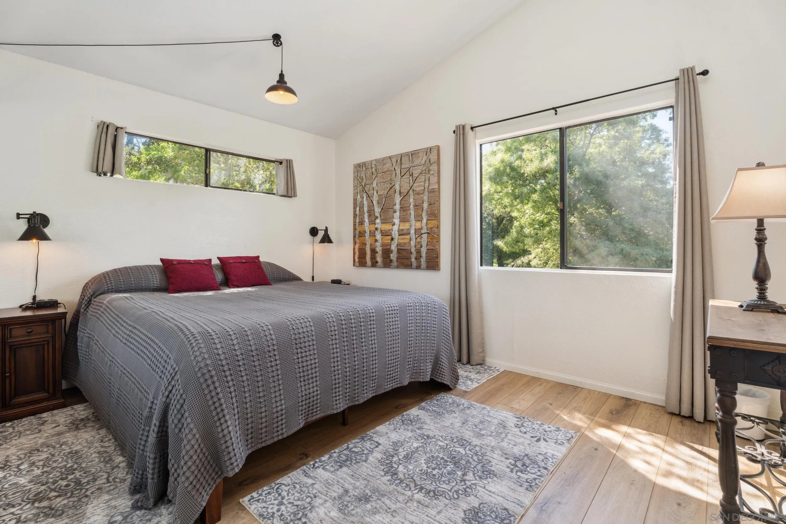 https://cdn.realtyfeed.com/cdn/127/250025202/ff39502abd8b620ed9e937057128ec4b.webp