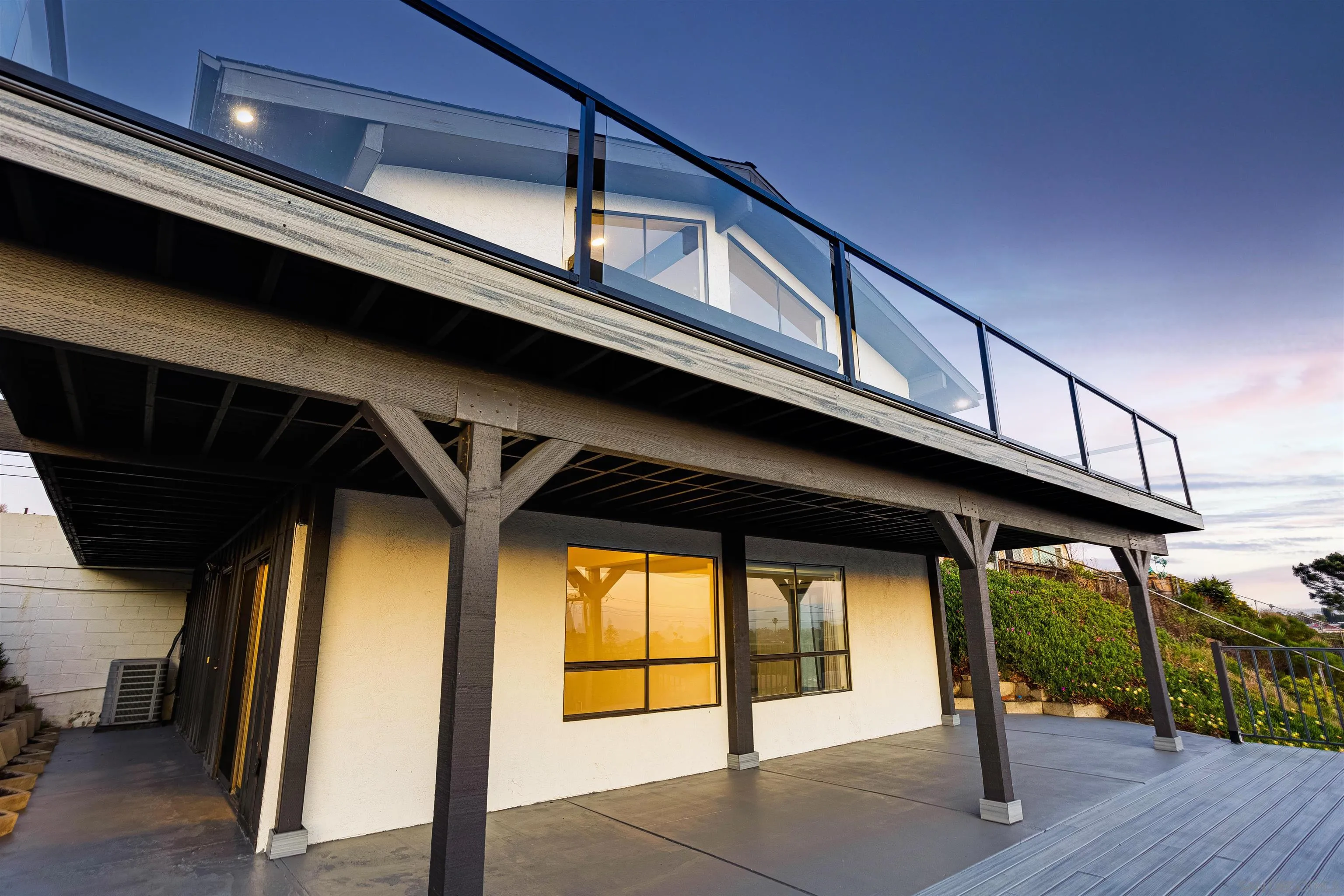 https://cdn.realtyfeed.com/cdn/127/250025213/4a855d5c29bb63f604e8708acdd76b06.webp