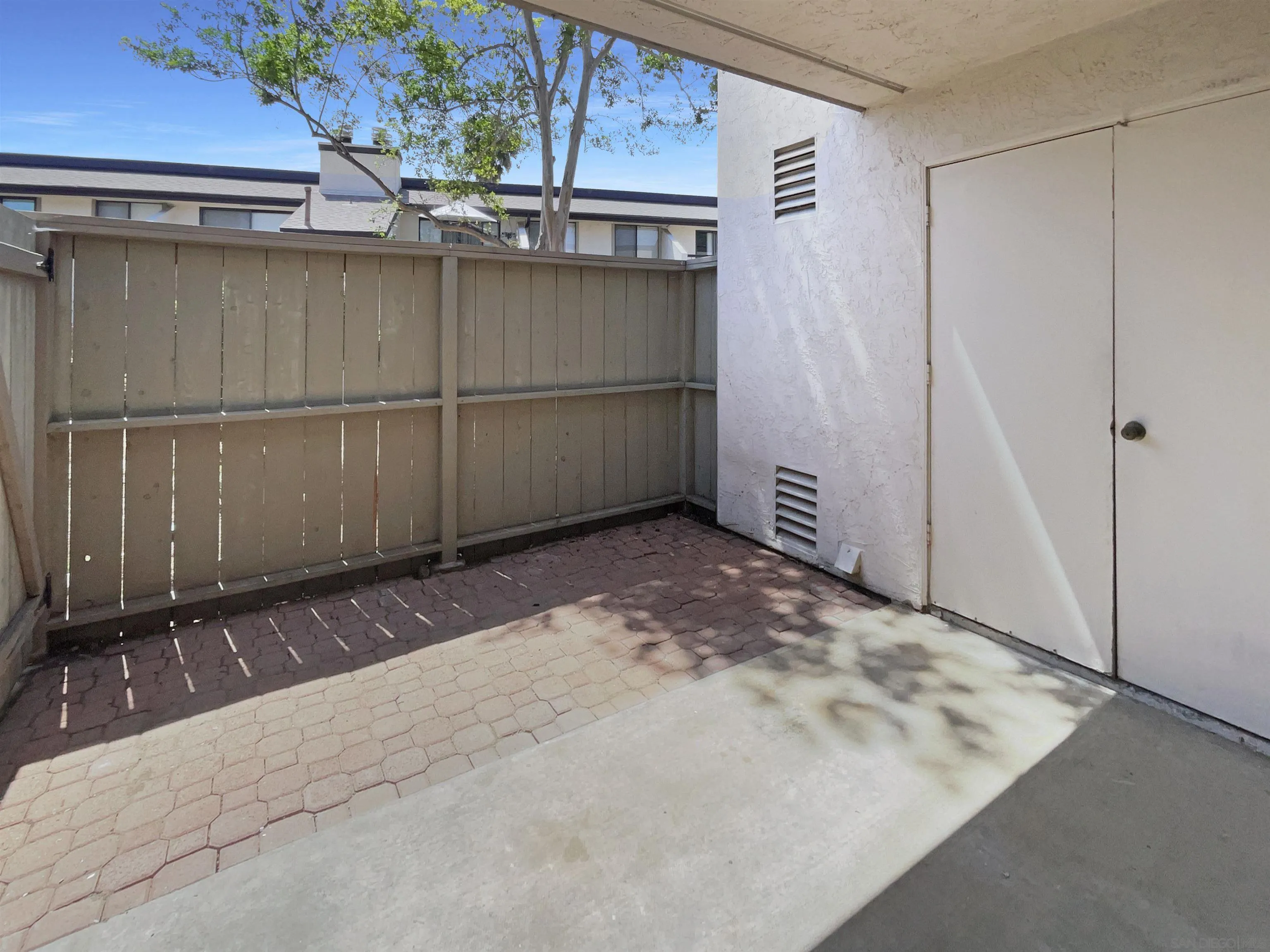 Photo #9: 250025230 Listing: Photo #9
