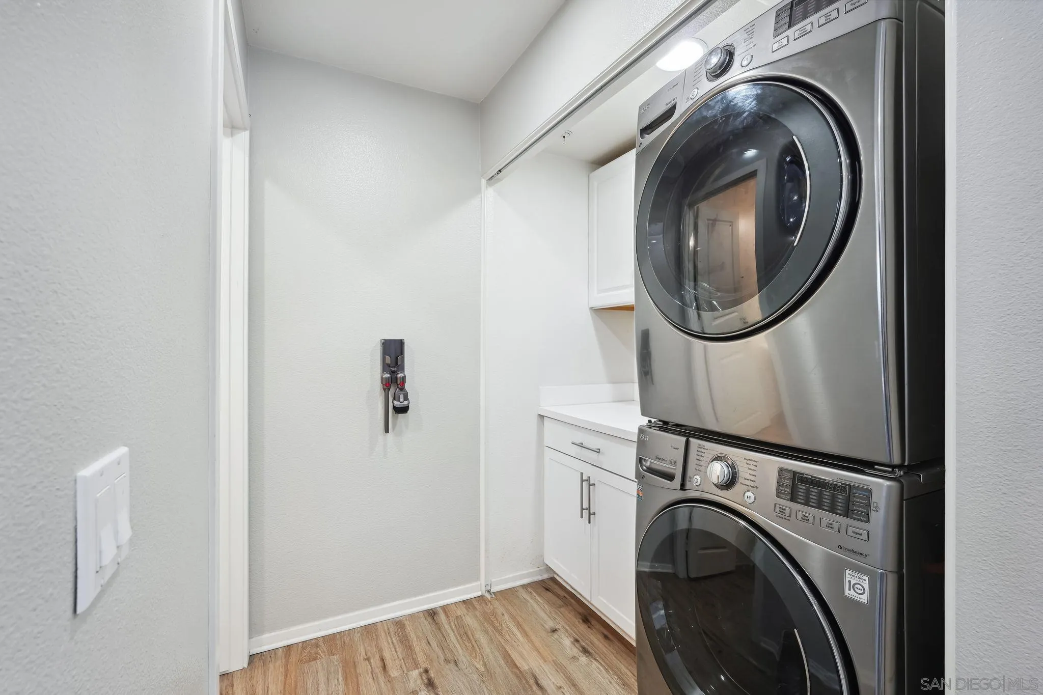 Photo #17: 250025249 Listing: Photo #17