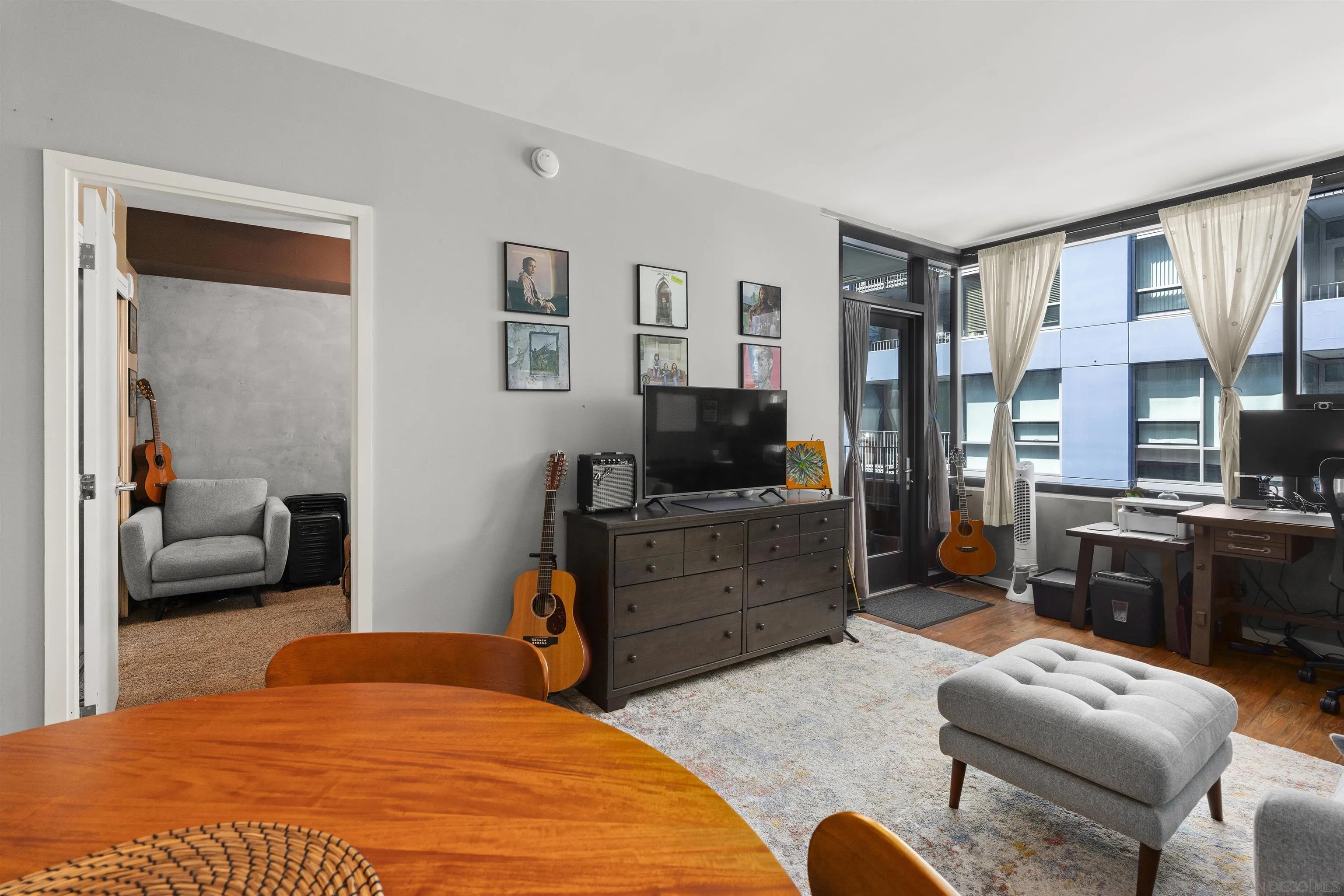 Photo #5: 250025255 Listing 