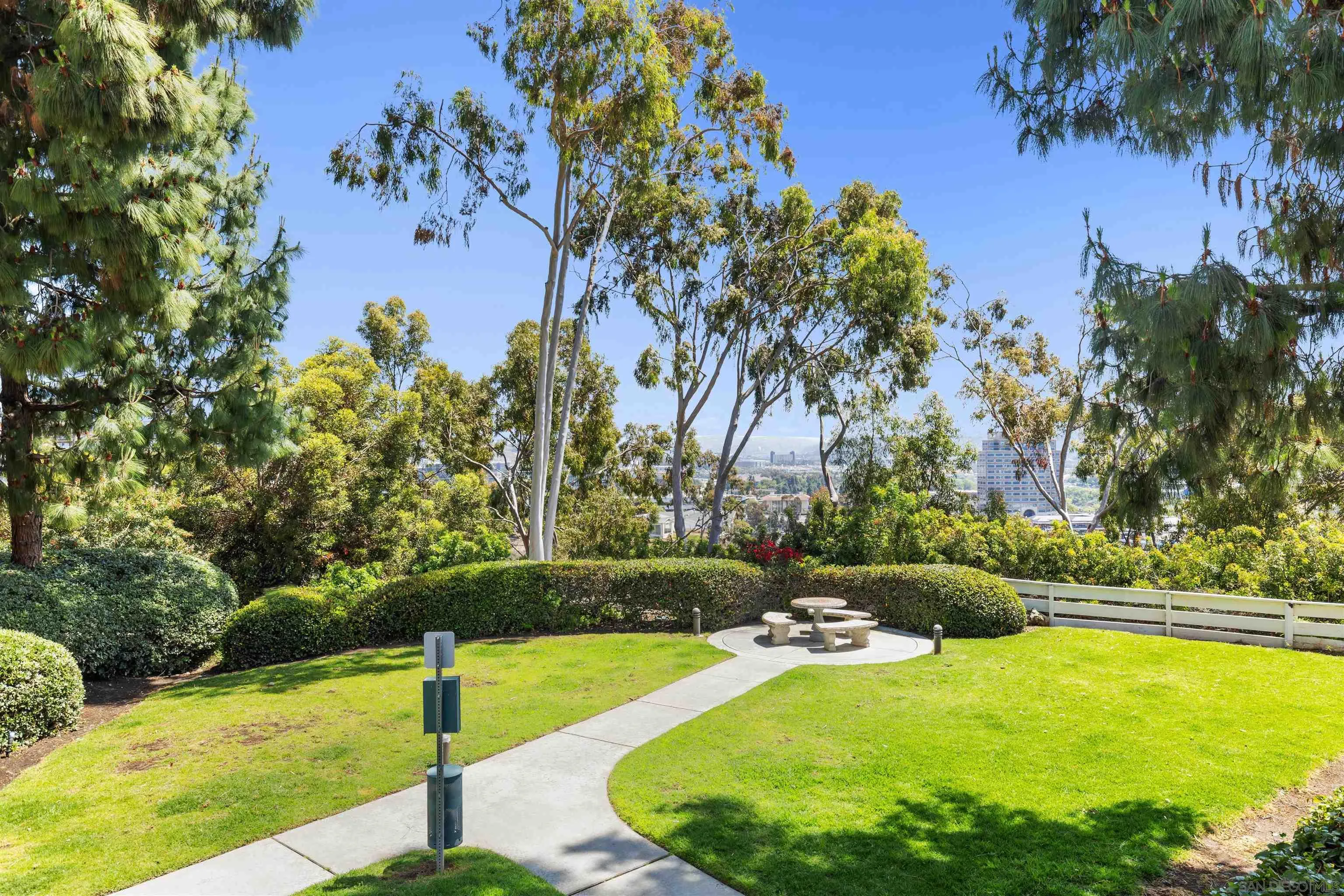 Photo #26: 250025297 Listing: Photo #26
