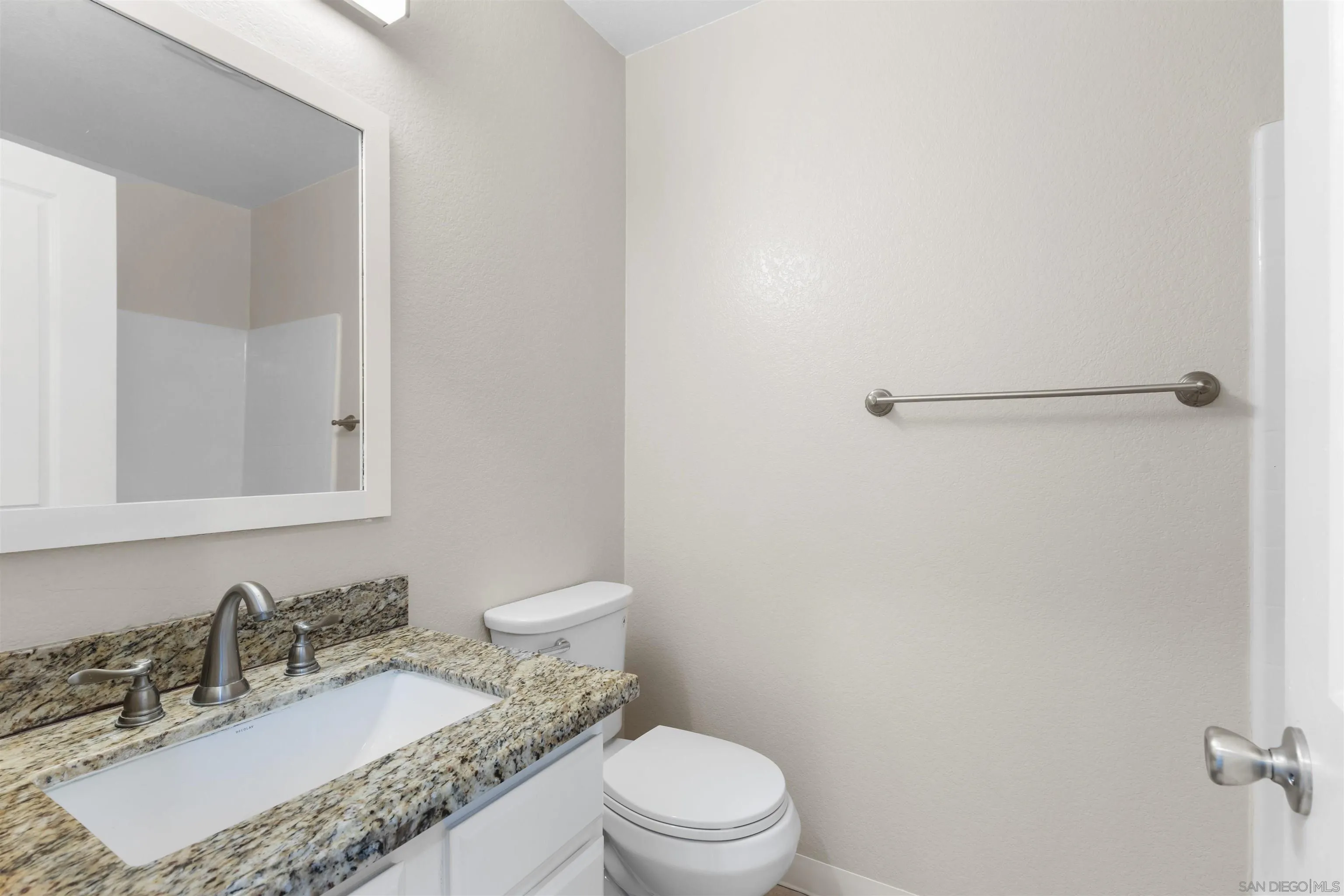 Photo #13: 250025297 Listing: Photo #13