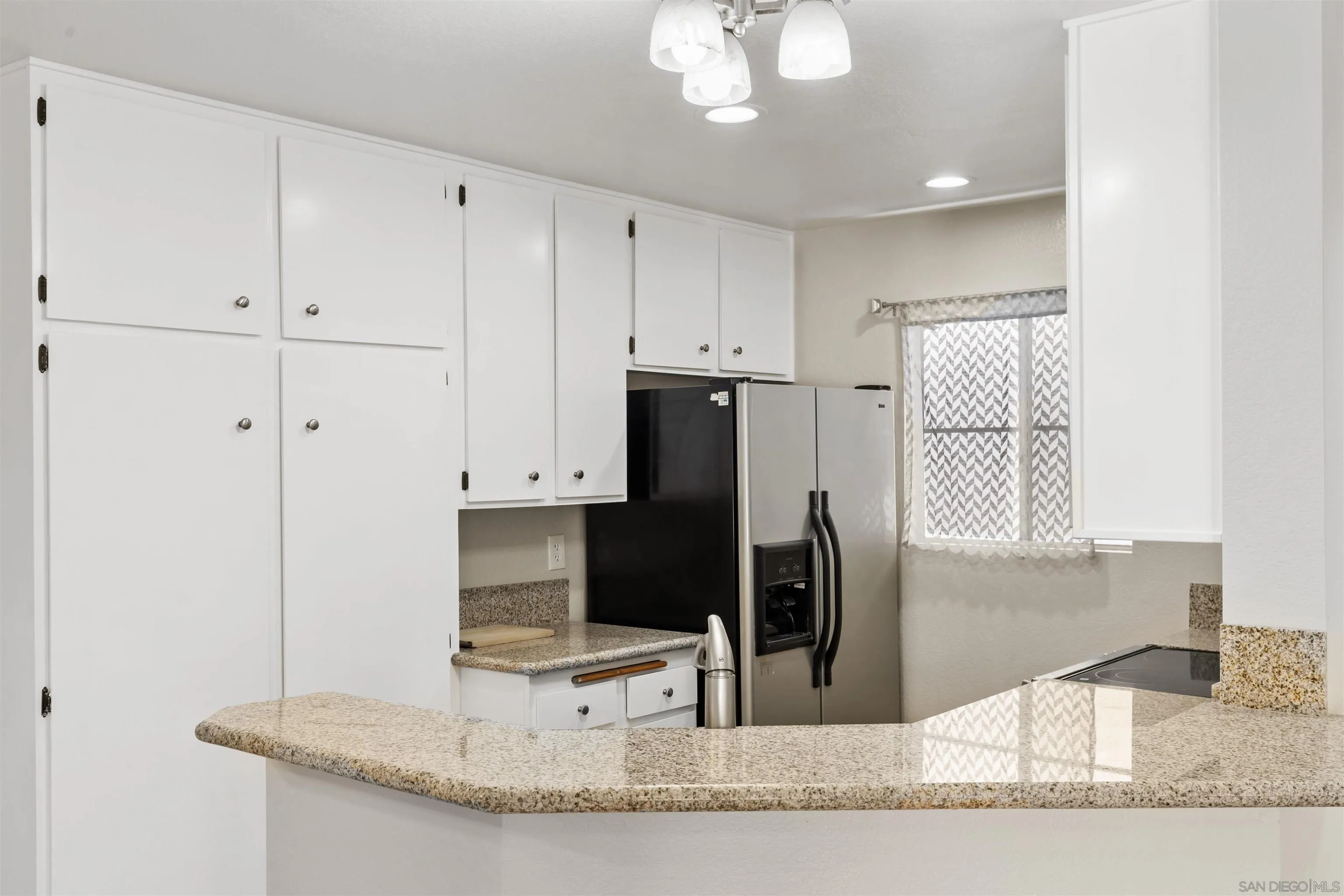 Photo #5: 250025297 Listing 