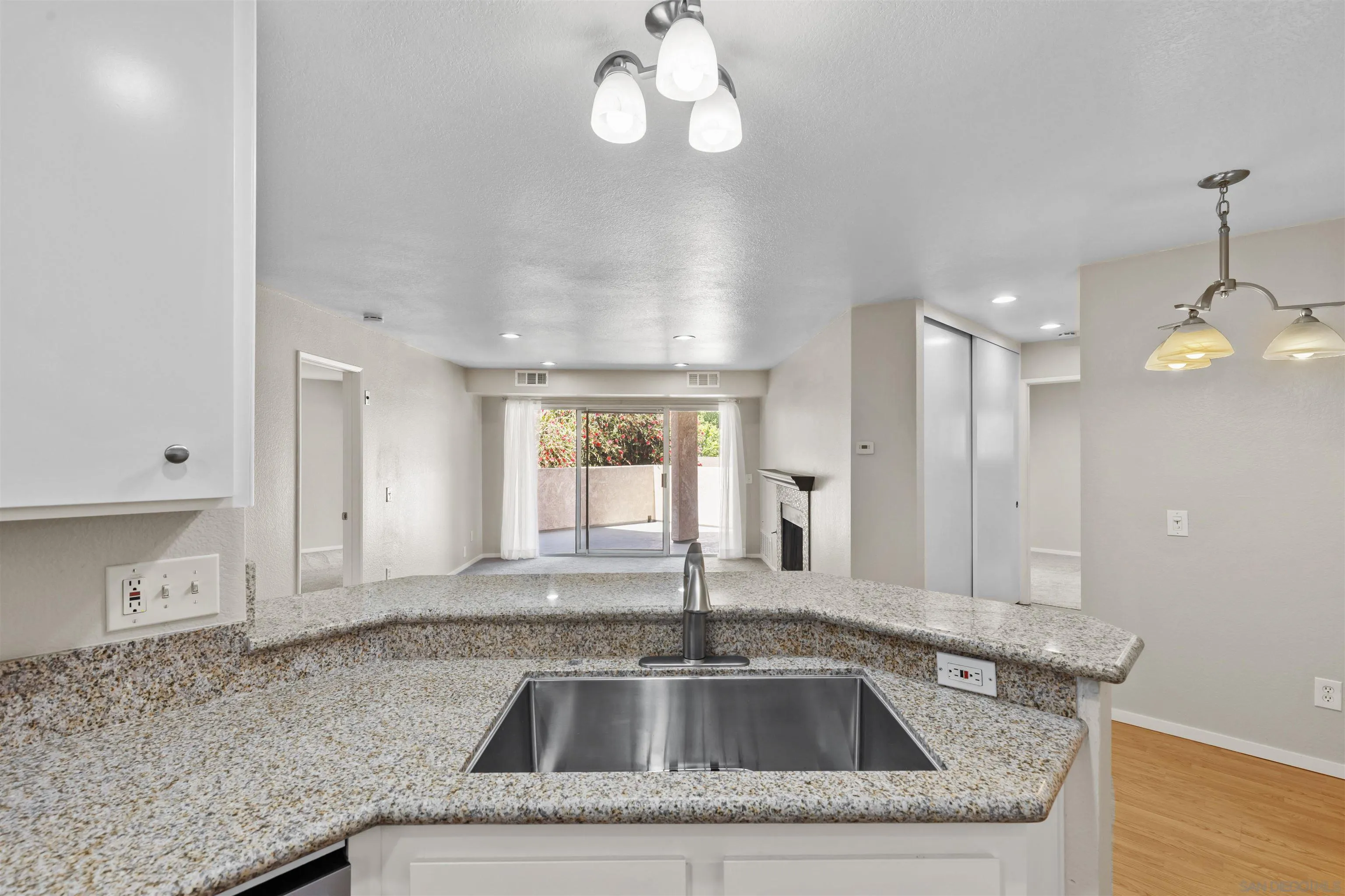 Photo #9: 250025297 Listing: Photo #9
