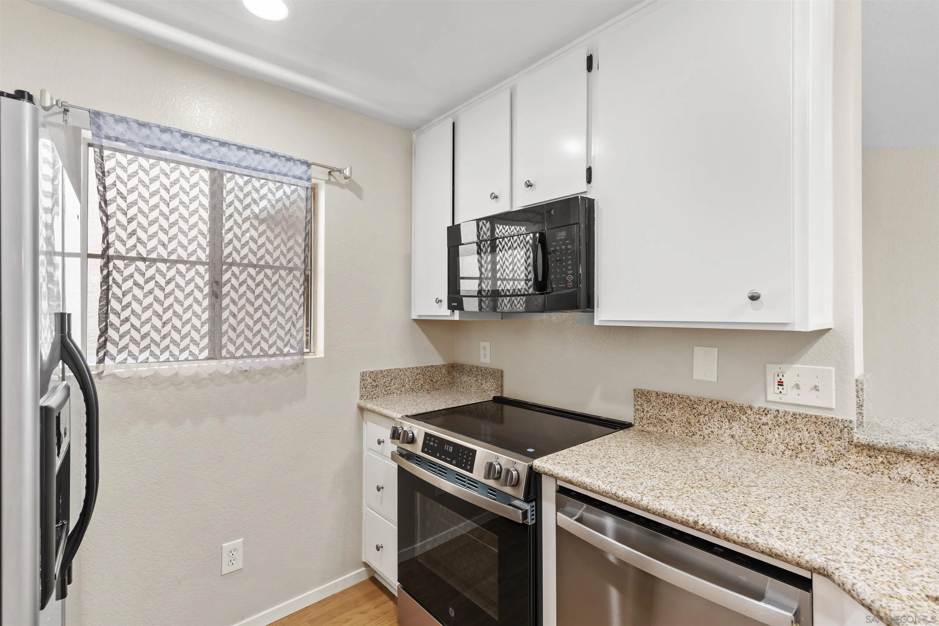 Photo #7: 250025297 Listing: Photo #7