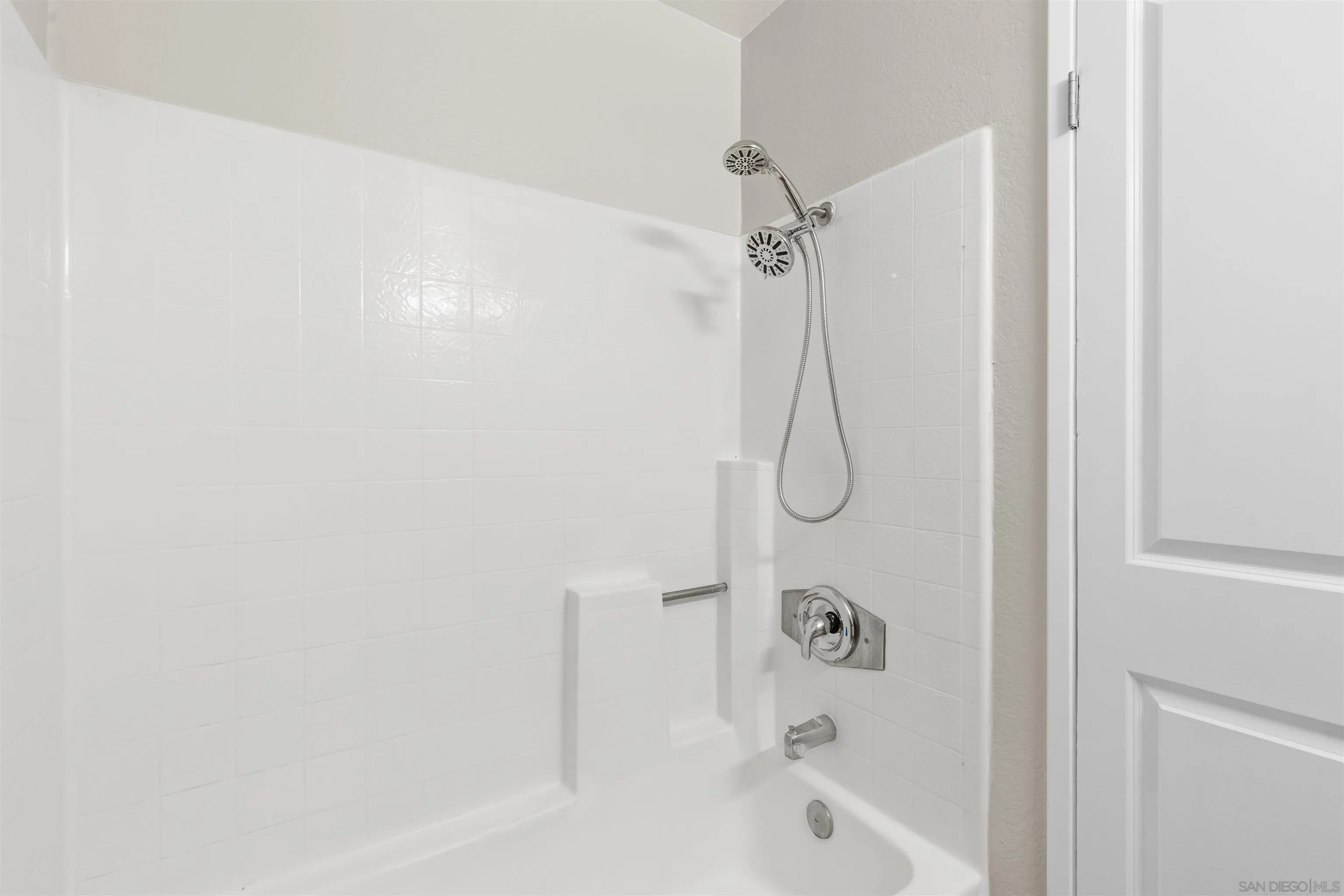 Photo #14: 250025297 Listing: Photo #14
