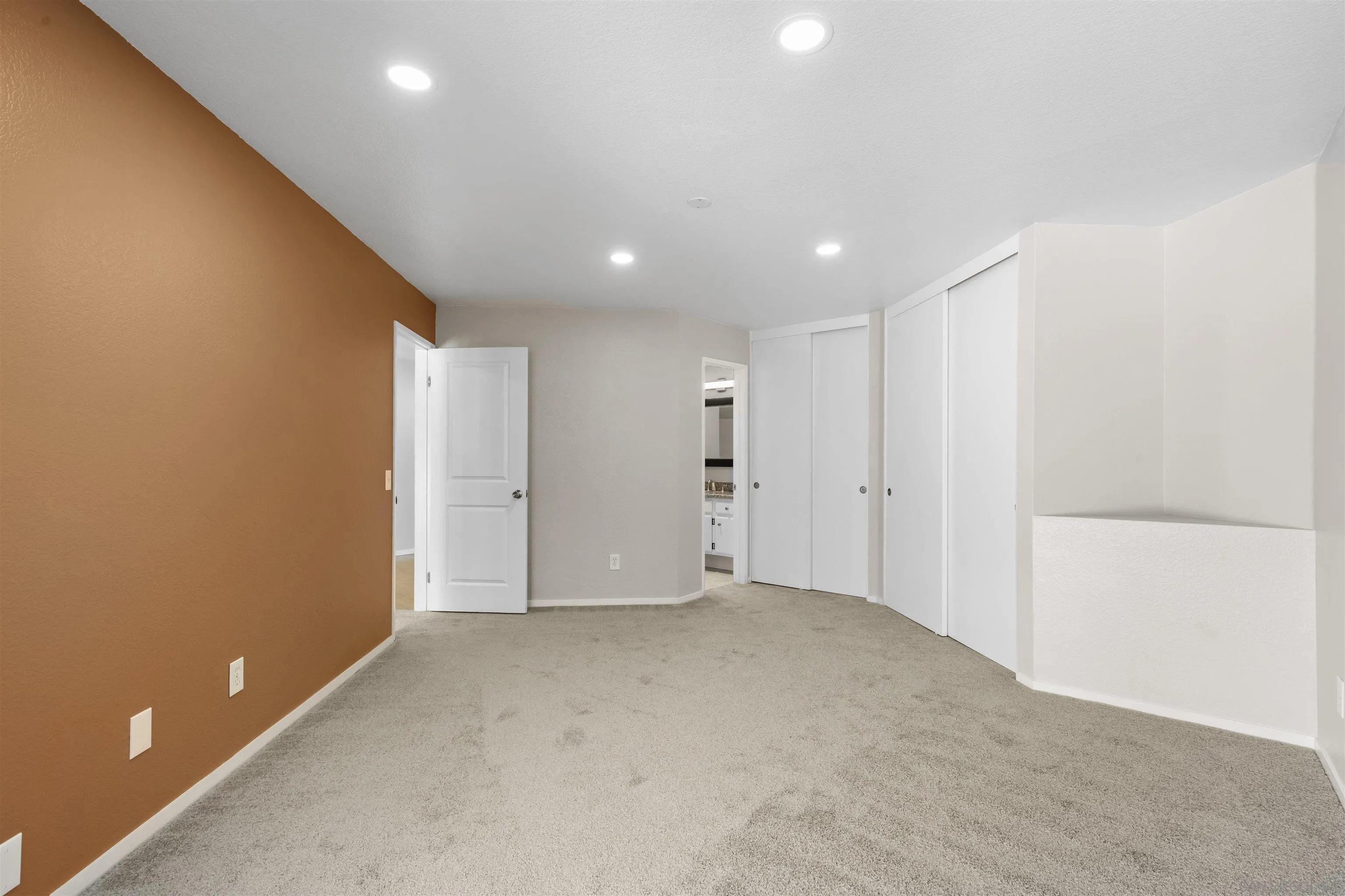Photo #17: 250025297 Listing: Photo #17