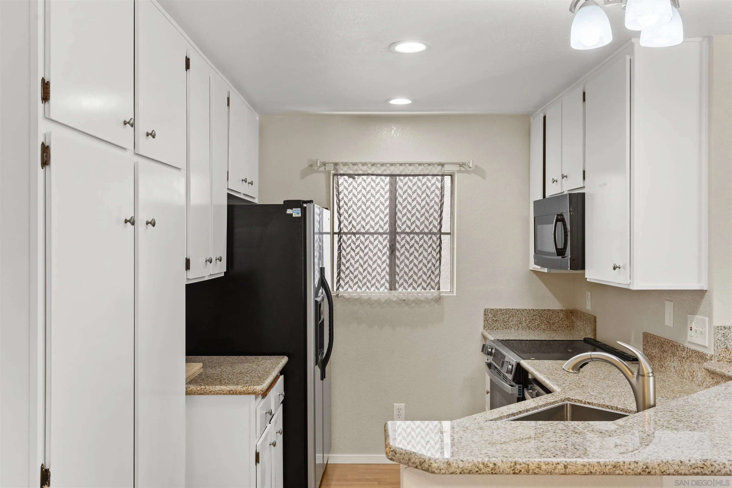 Photo #6: 250025297 Listing 