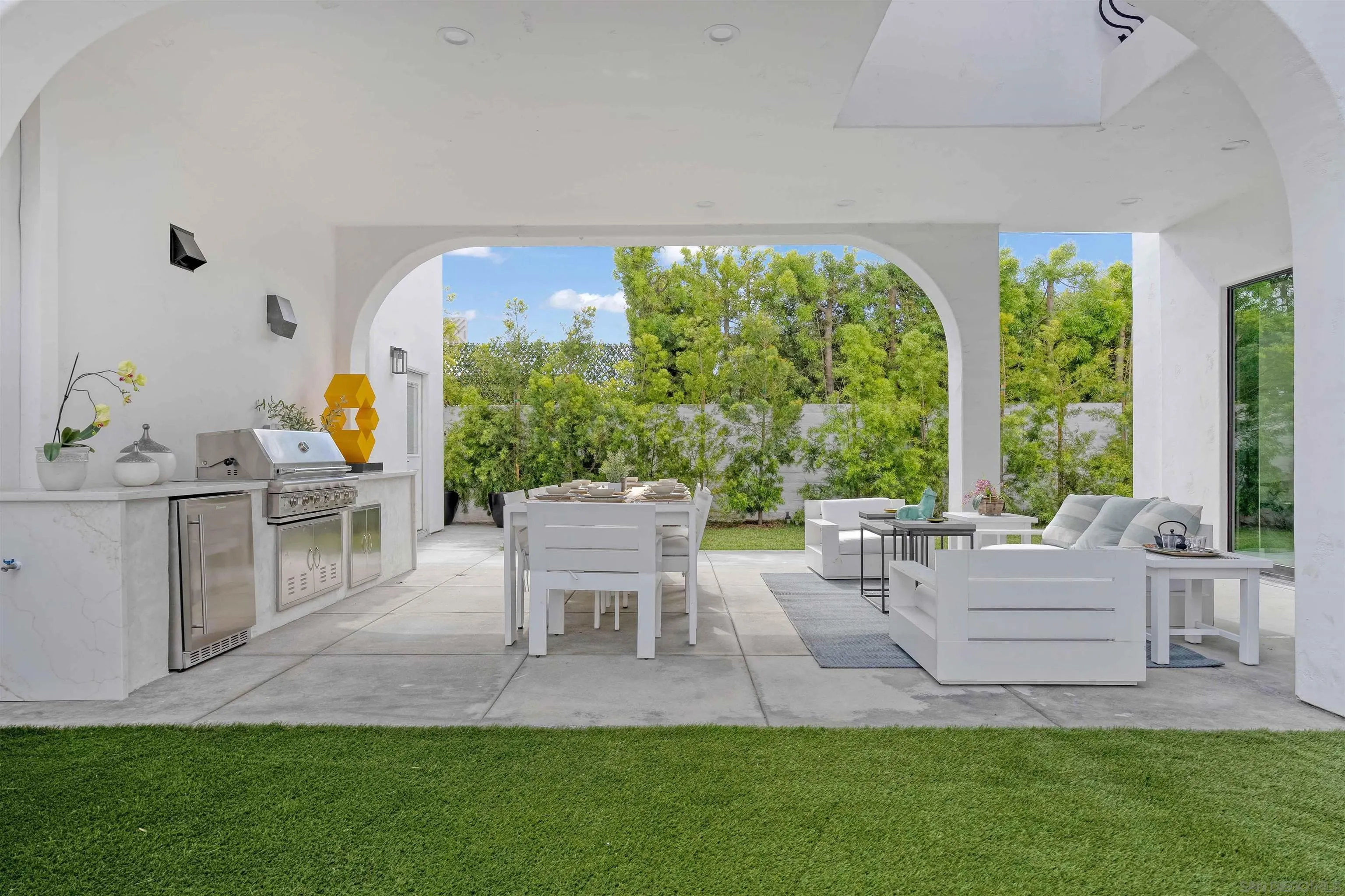 https://cdn.realtyfeed.com/cdn/127/250025303/4e343d39c367b83b2898975aac353c32.webp