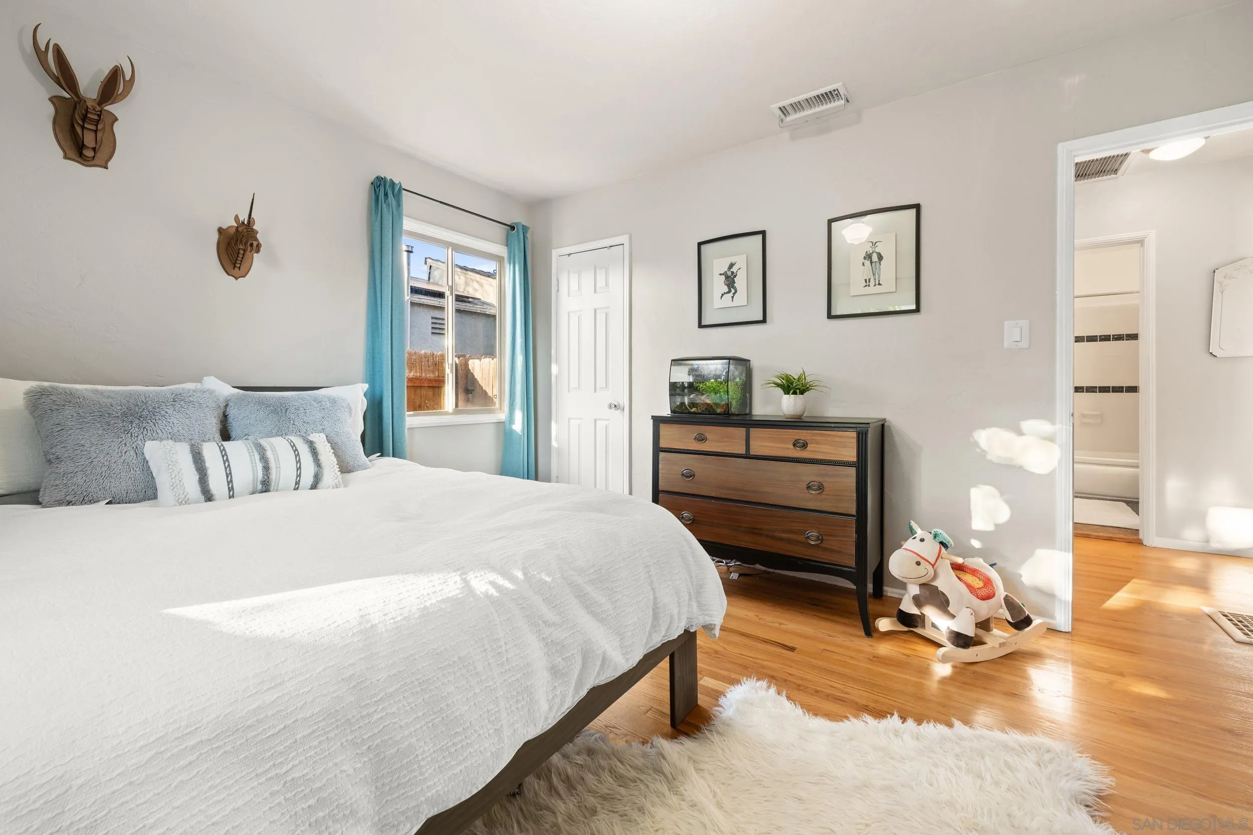 https://cdn.realtyfeed.com/cdn/127/250025305/e01919b2021f6c78488d7aa249644891.webp