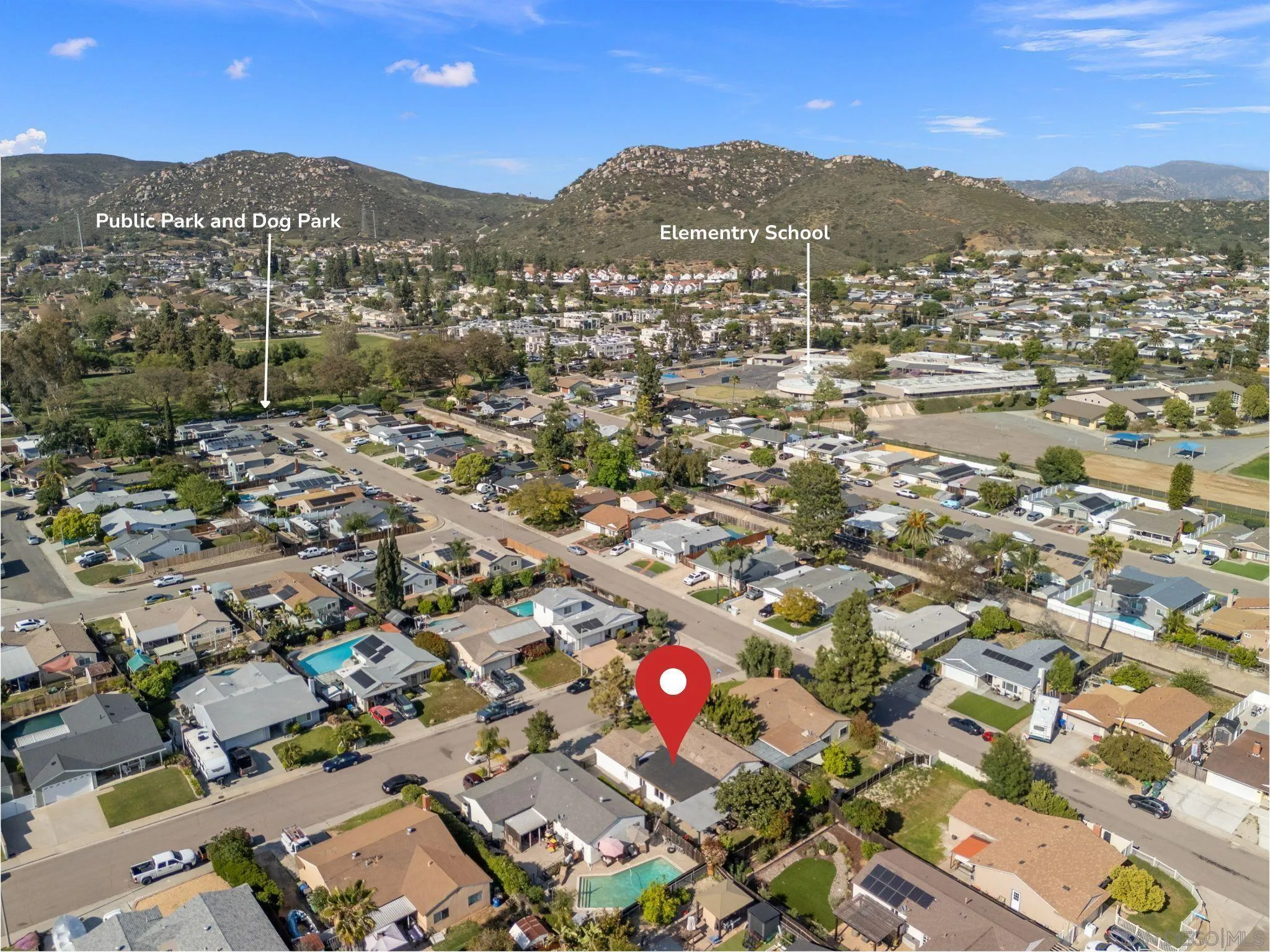 https://cdn.realtyfeed.com/cdn/127/250025323/81b95c4c1efdb3a84b5248b550a9f443.webp