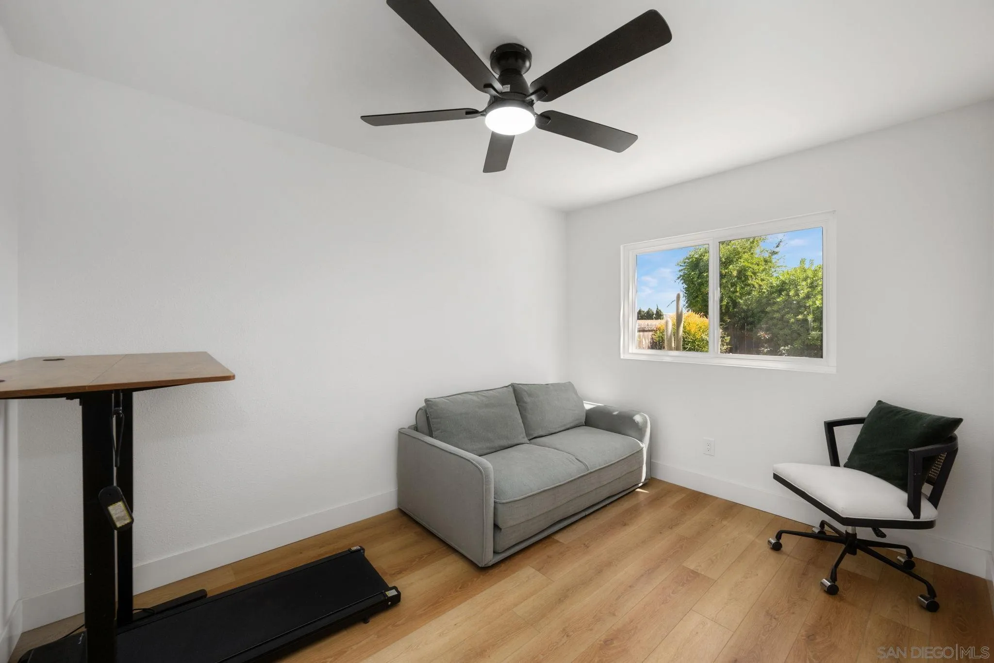 https://cdn.realtyfeed.com/cdn/127/250025323/c98e609153060ac9c4efbd79f0a0a797.webp