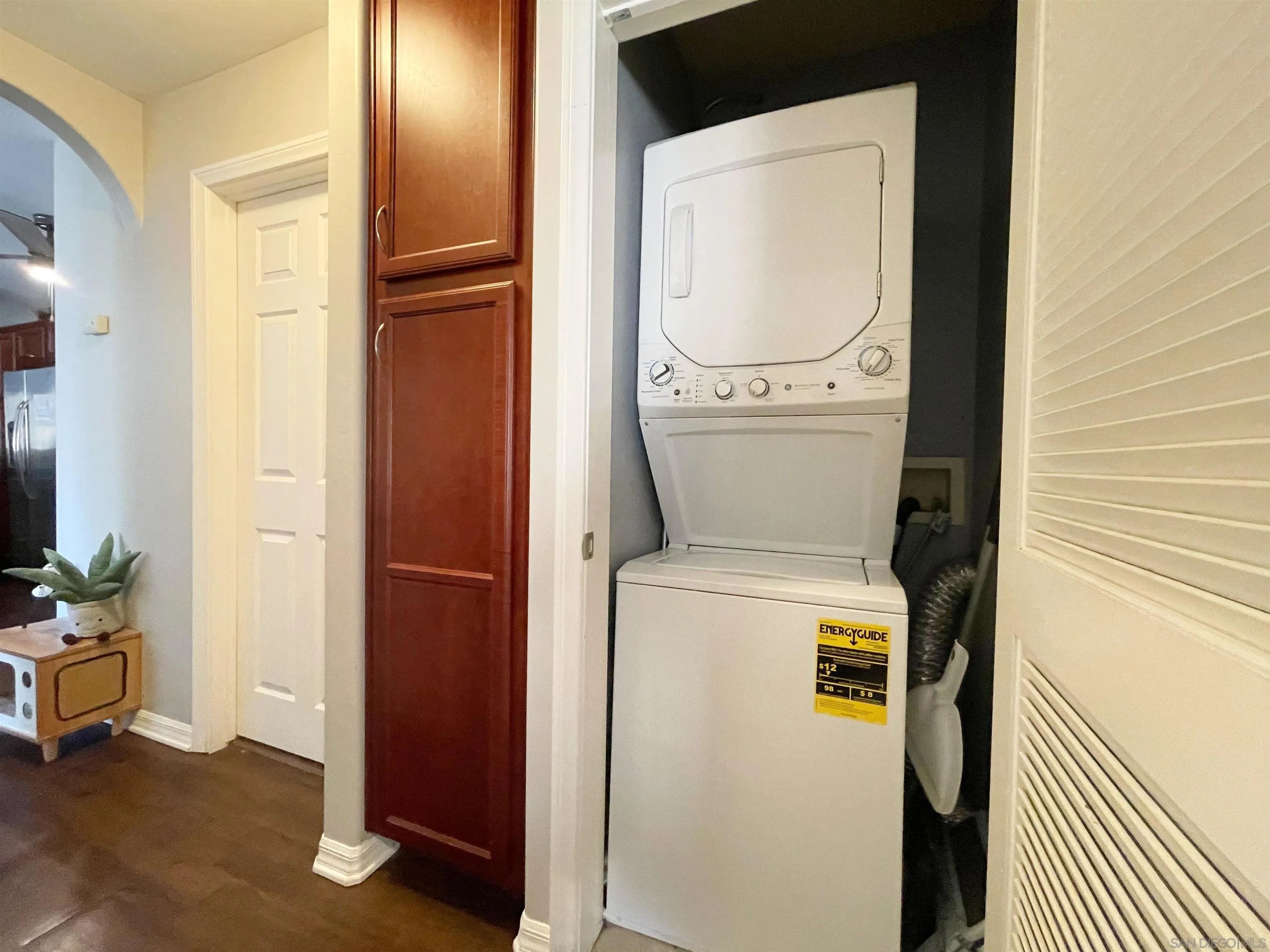 Photo #17: 250025360 Listing: Photo #17