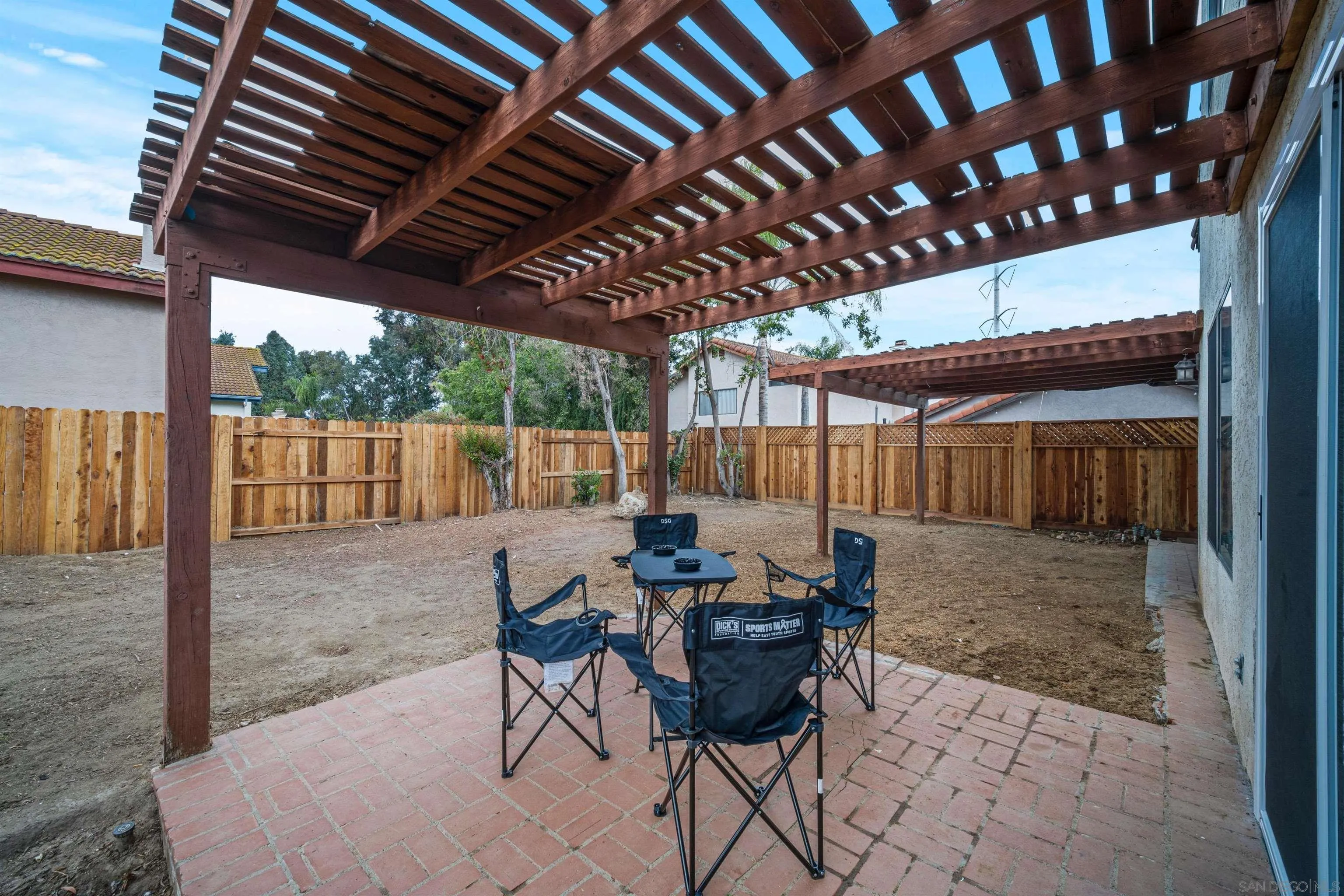 https://cdn.realtyfeed.com/cdn/127/250025383/24c8570e9687d5796940449545c2e04a.webp