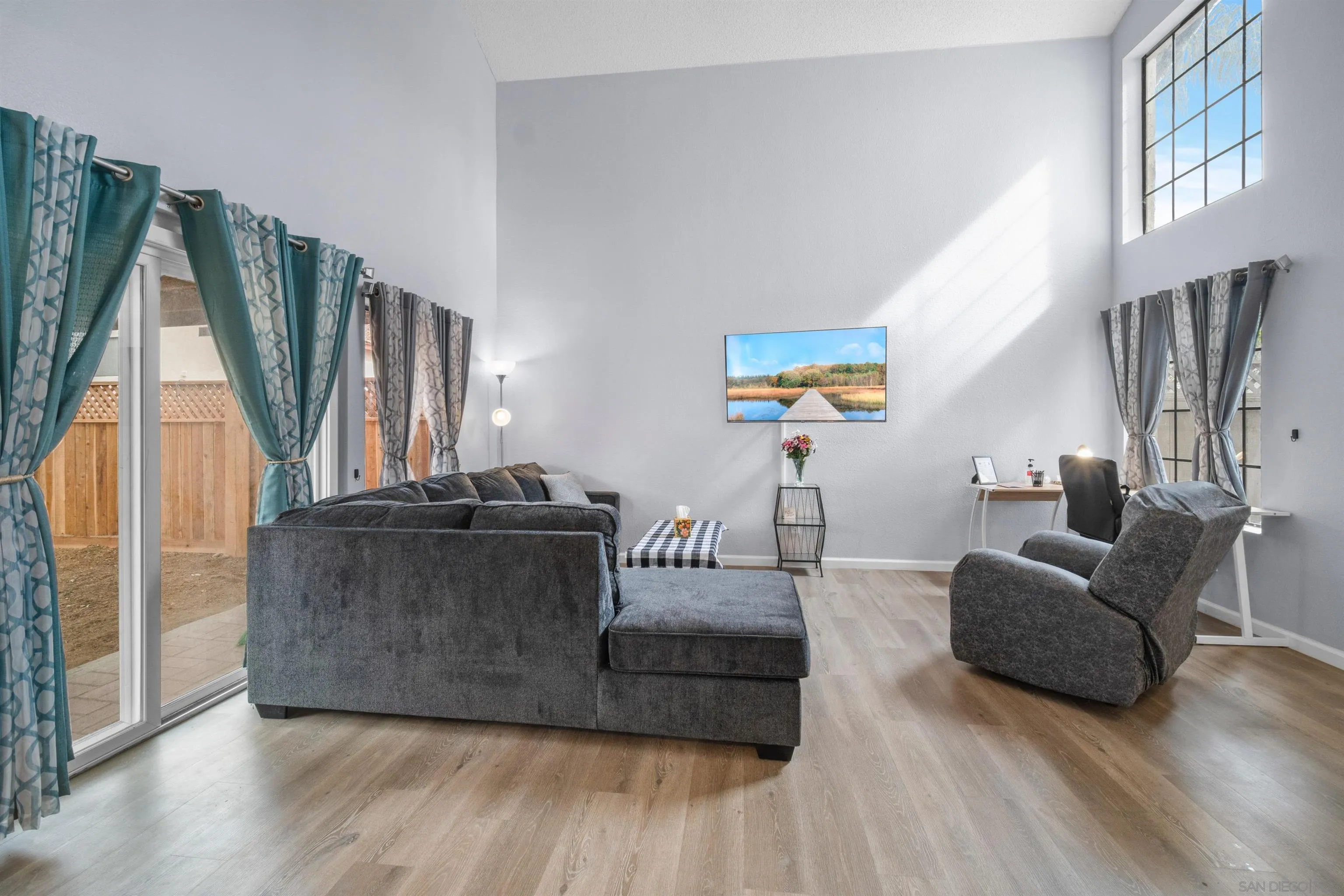 https://cdn.realtyfeed.com/cdn/127/250025383/2552de8a20843b2fb667b59984130650.webp