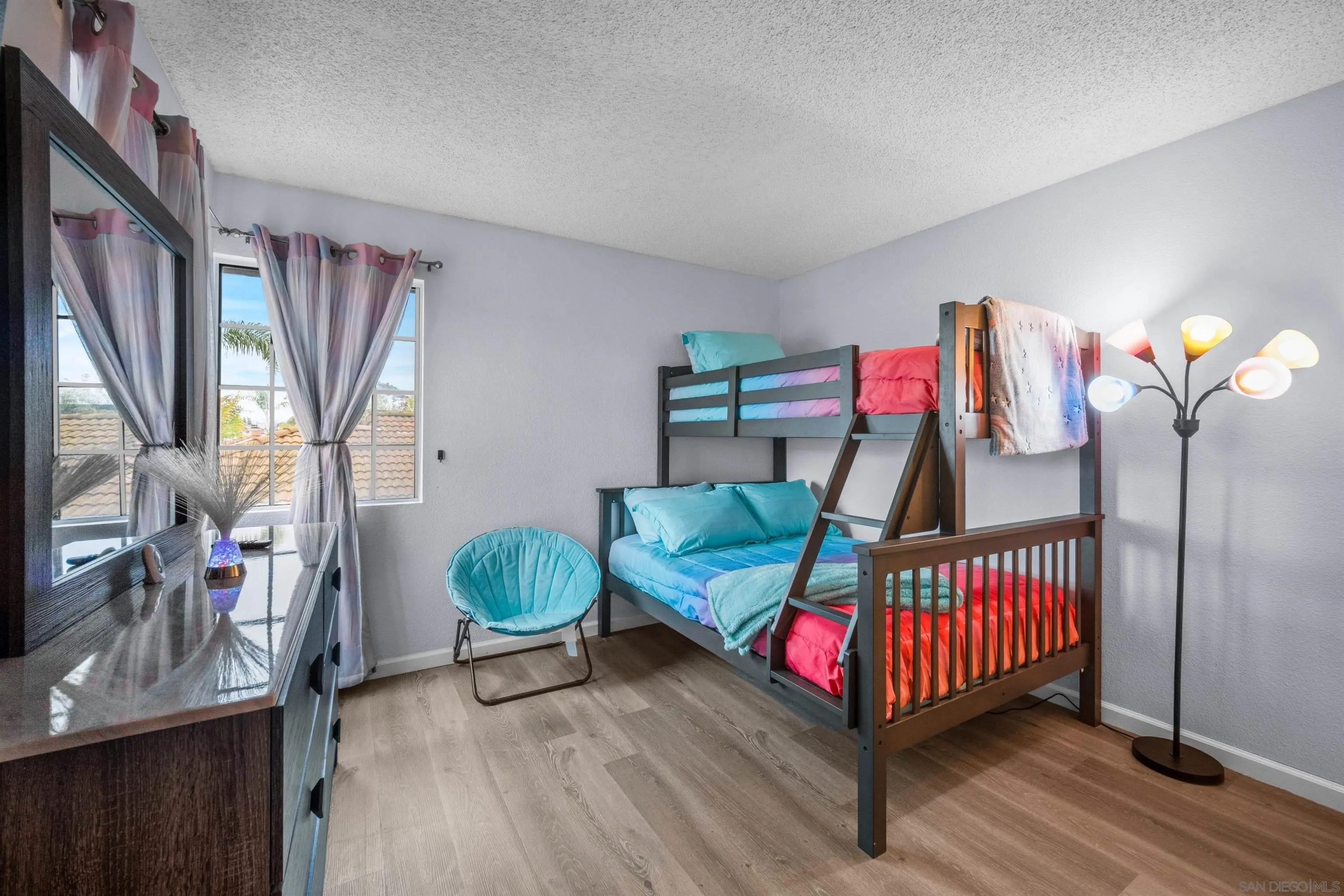 https://cdn.realtyfeed.com/cdn/127/250025383/723db77341bd10652b3091fc68904bdb.webp