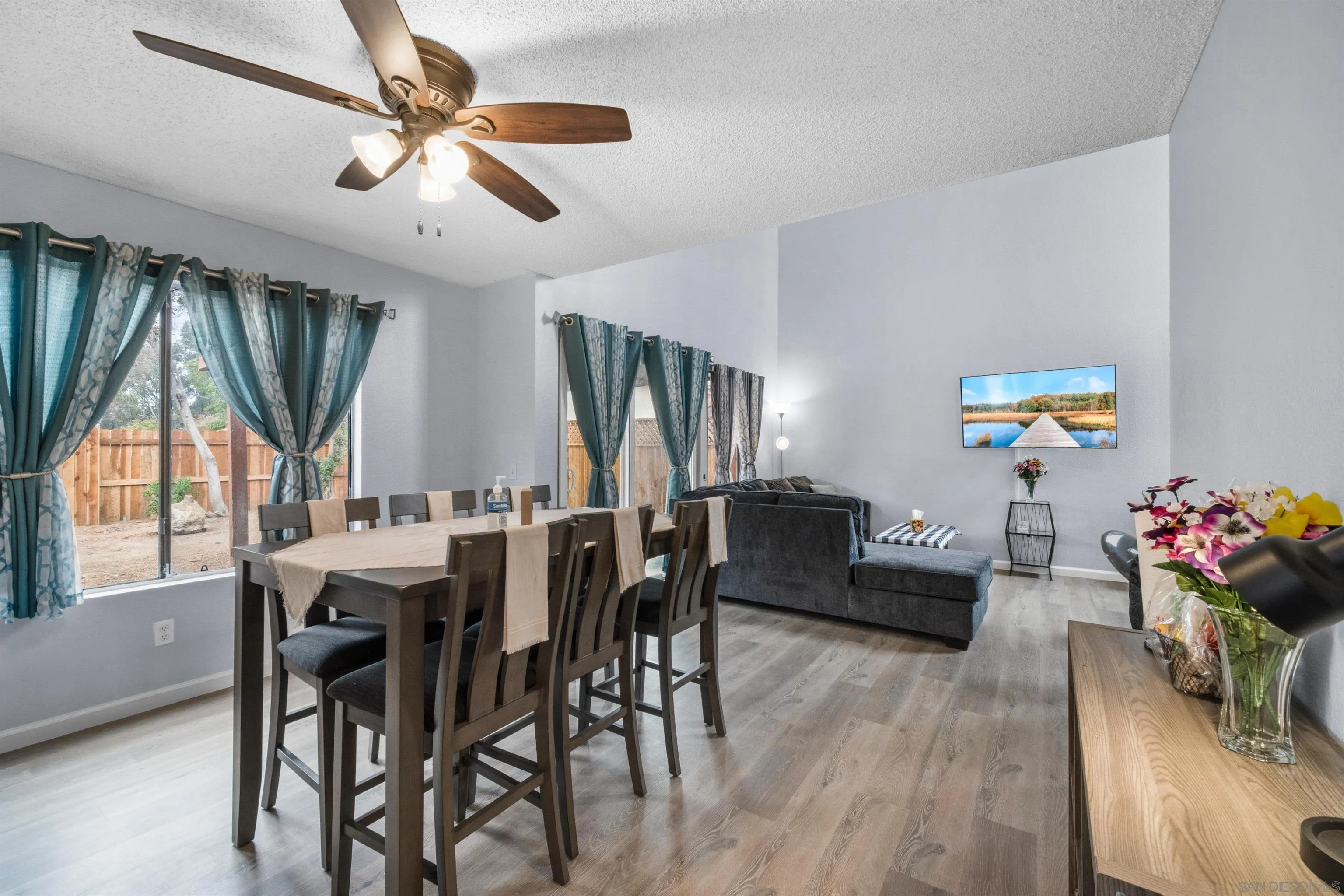 https://cdn.realtyfeed.com/cdn/127/250025383/9df0c584a8565ad6e3354e0e7ba163ed.webp