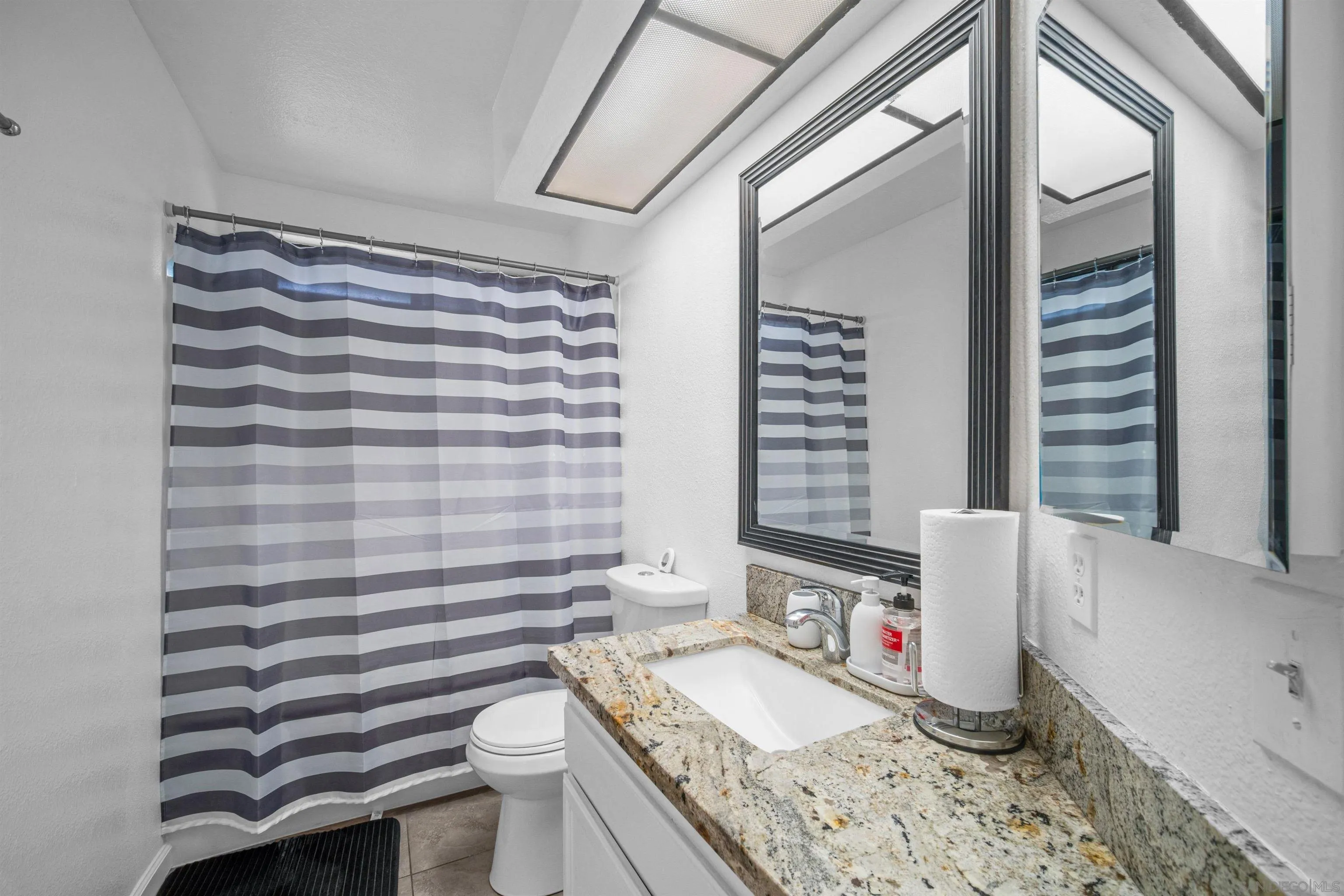 https://cdn.realtyfeed.com/cdn/127/250025383/b703eb71bee114be3f04a67b1d8dece3.webp