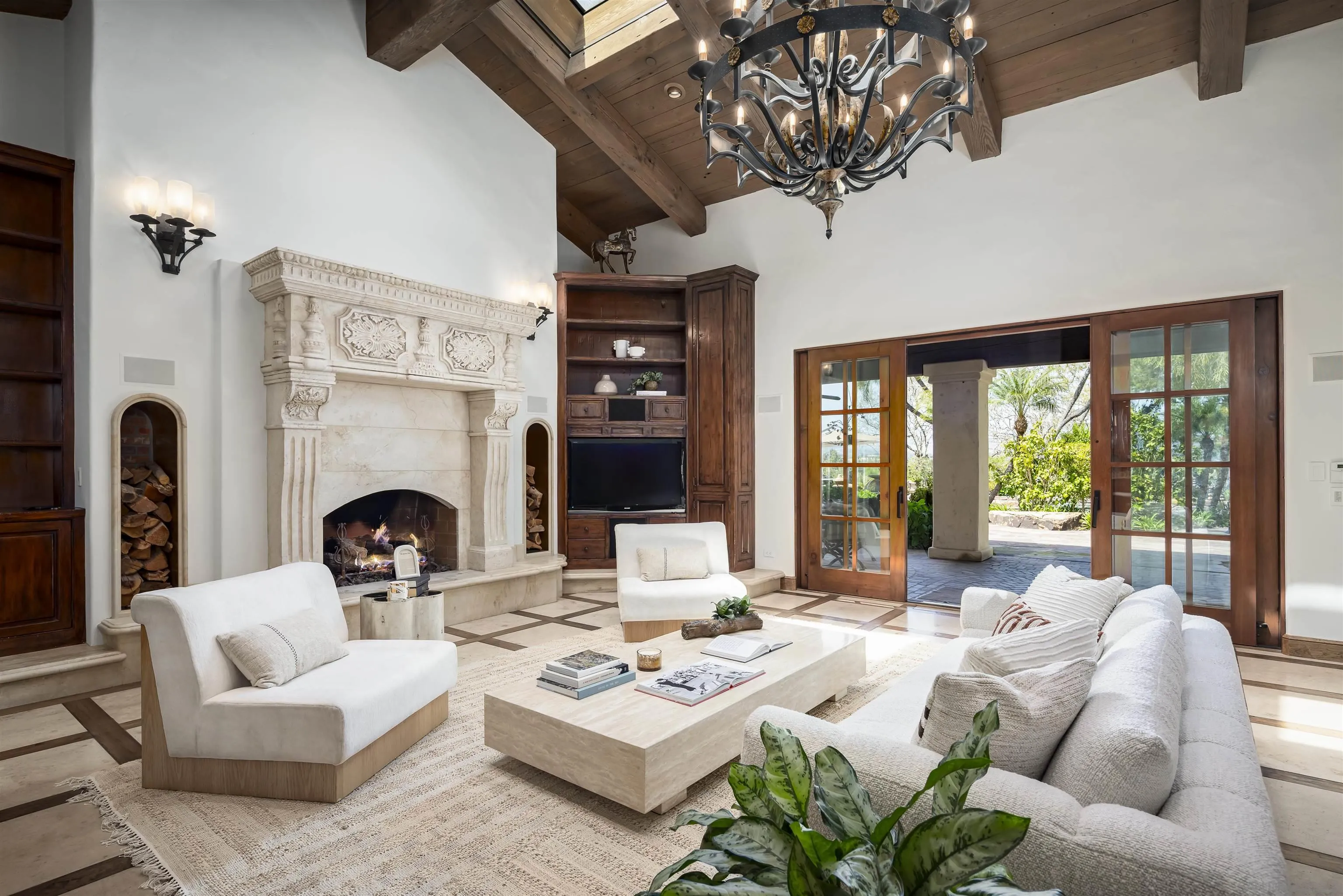 https://cdn.realtyfeed.com/cdn/127/250025402/bba93cc05980b0bbf3f577d63920021a.webp