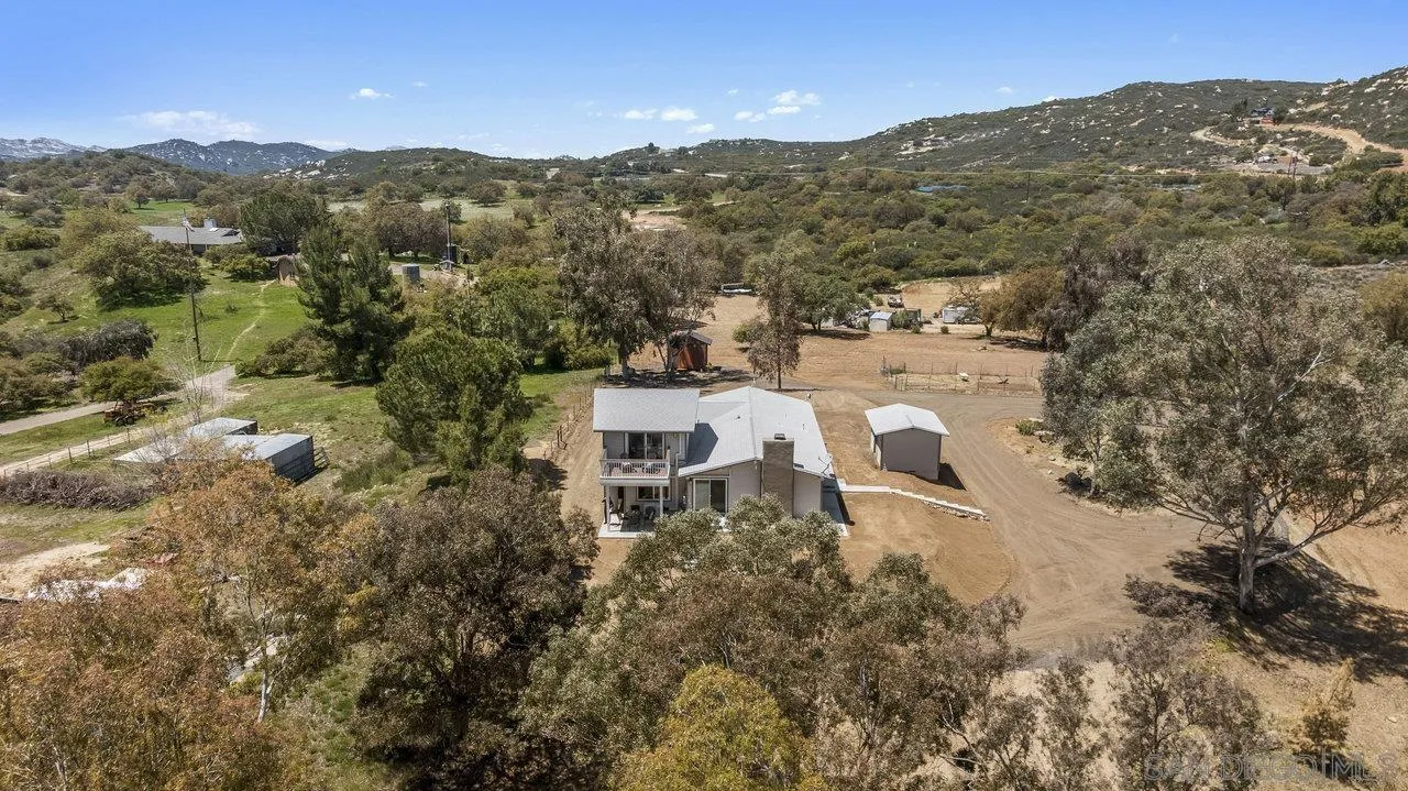 https://cdn.realtyfeed.com/cdn/127/250025424/07e743d6b3497eb7433b4cdcb108e2b3.webp