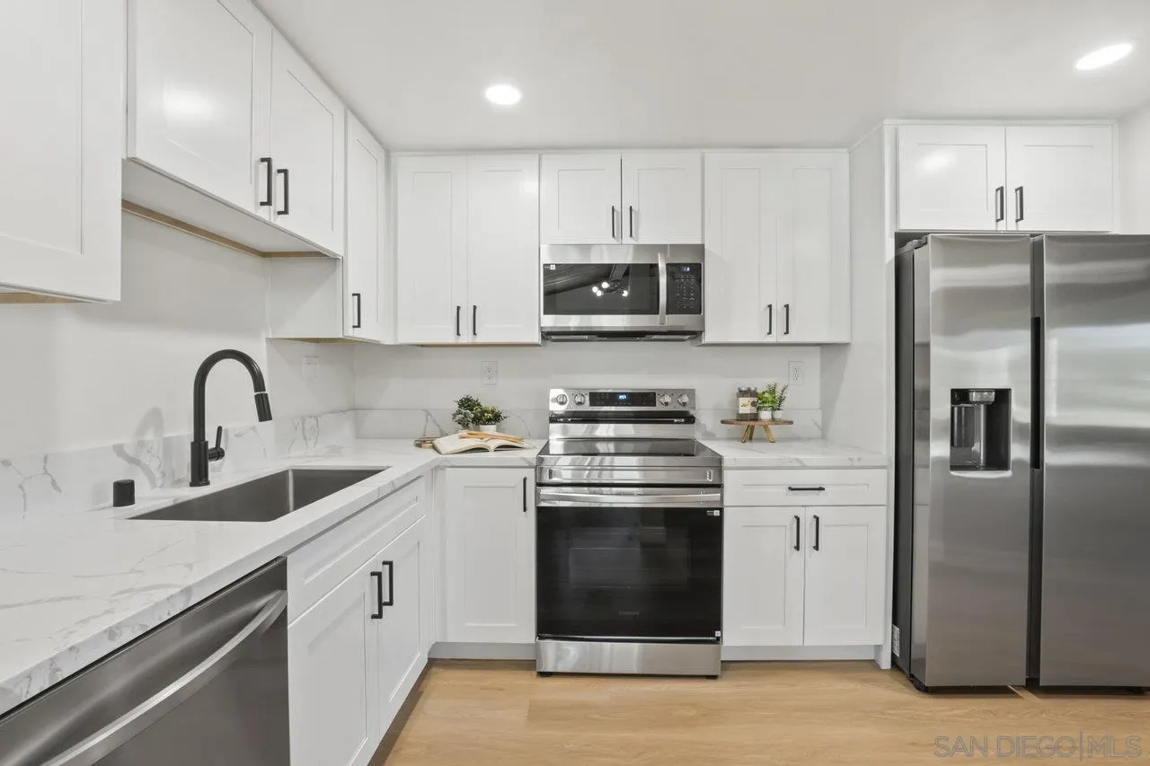 https://cdn.realtyfeed.com/cdn/127/250025424/8e23ca3555e5ce3fc74e168a62bfa0b9.webp