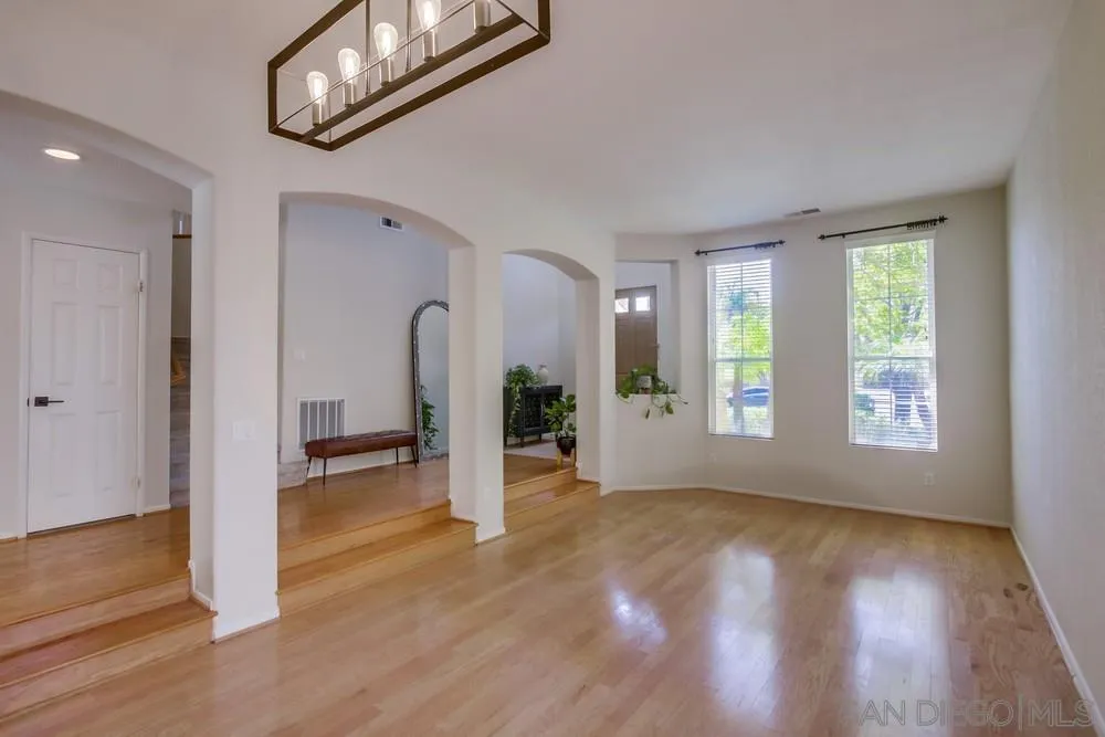https://cdn.realtyfeed.com/cdn/127/250025454/265e52911f1c90070b2aeb37da21a39c.webp