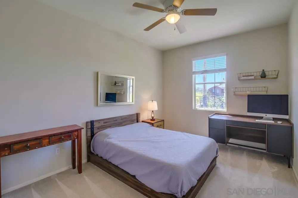 https://cdn.realtyfeed.com/cdn/127/250025454/3685cc8347101b507f24530472ee6072.webp