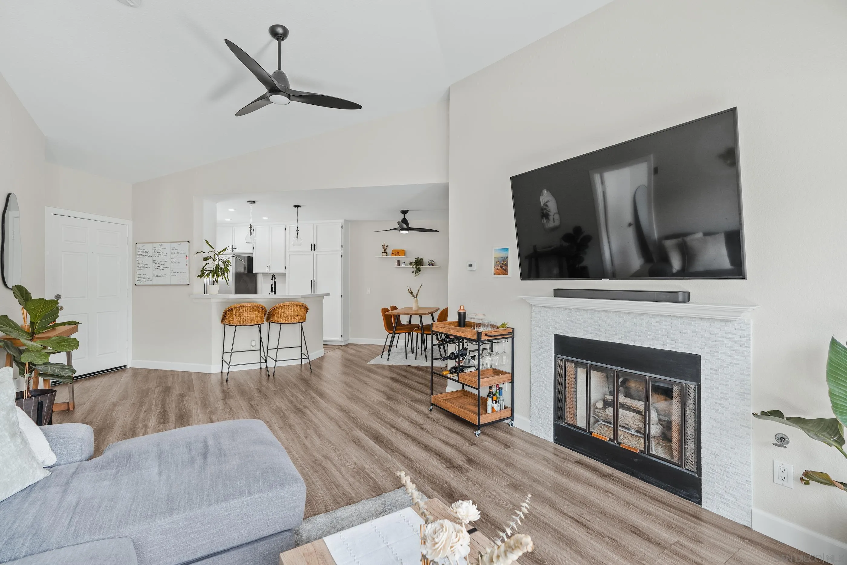 Photo #6: 250025475 Listing 