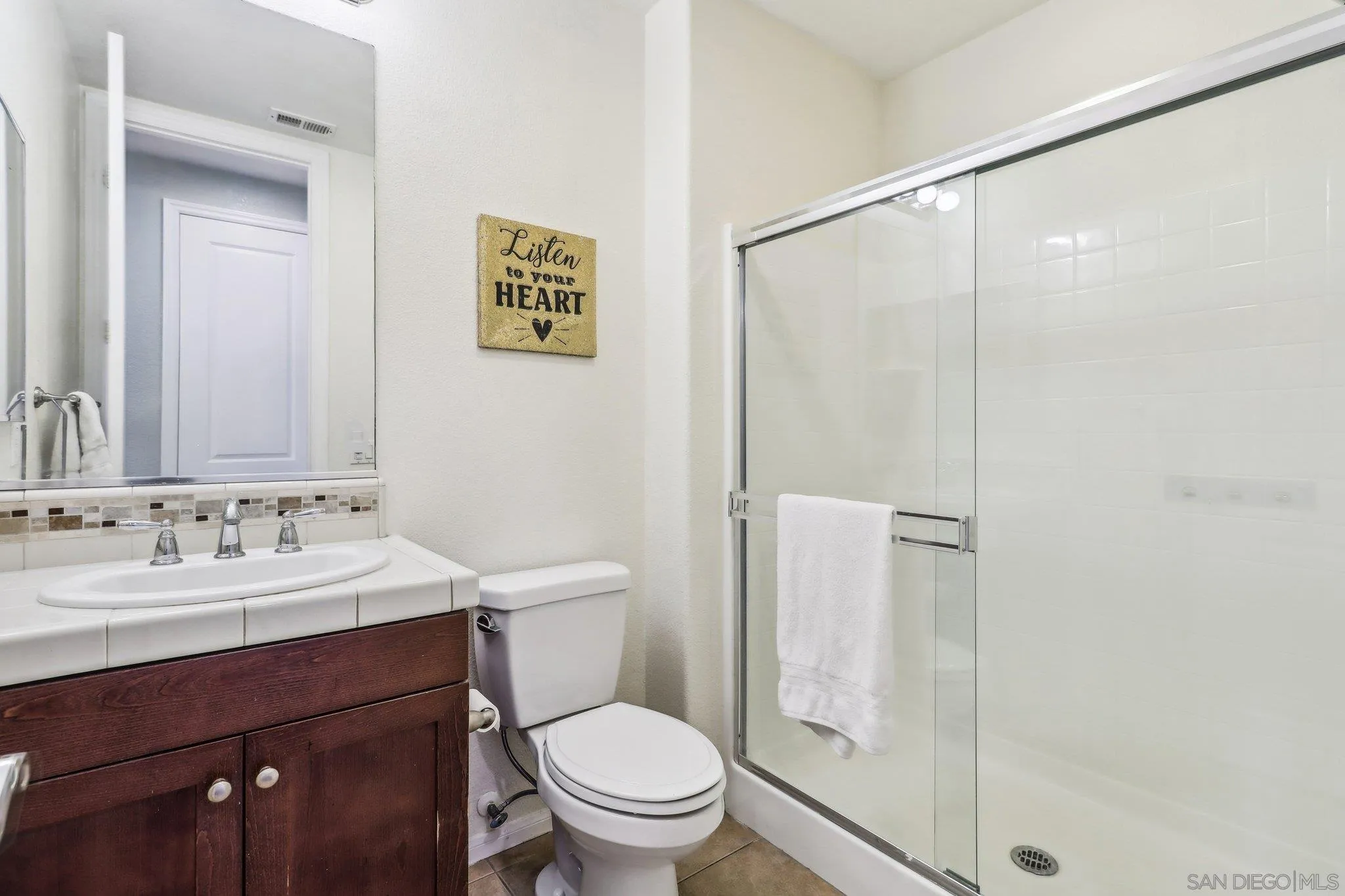 https://cdn.realtyfeed.com/cdn/127/250025477/5625194a5081ddde0b71ce30a0a183c0.webp