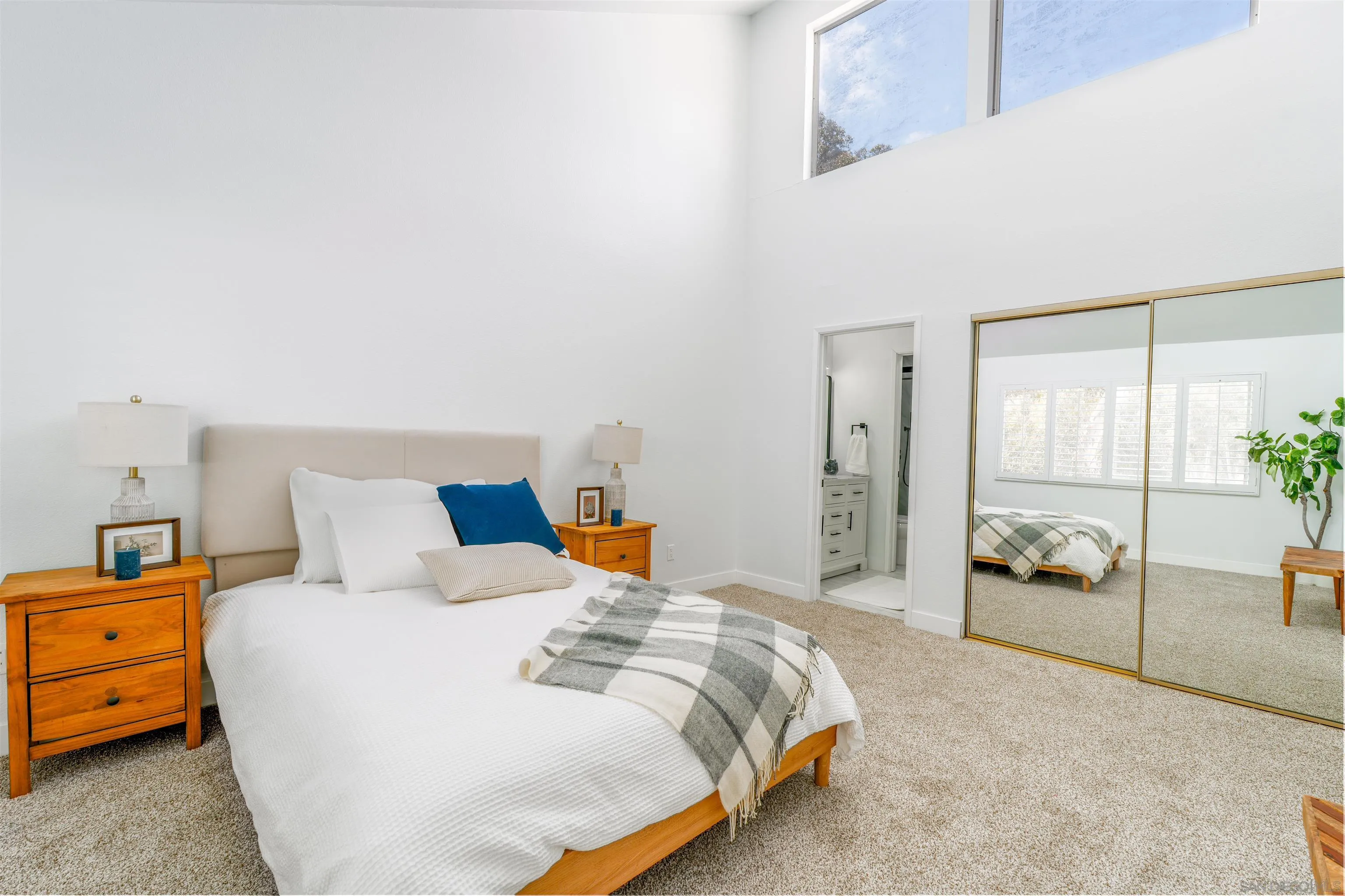 https://cdn.realtyfeed.com/cdn/127/250025487/36477e43c7c637c648184ee5dd26ad1e.webp