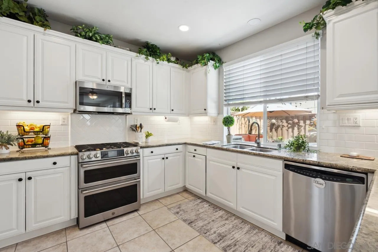 https://cdn.realtyfeed.com/cdn/127/250025507/de213c95272e962f0c26655b1265282d.webp