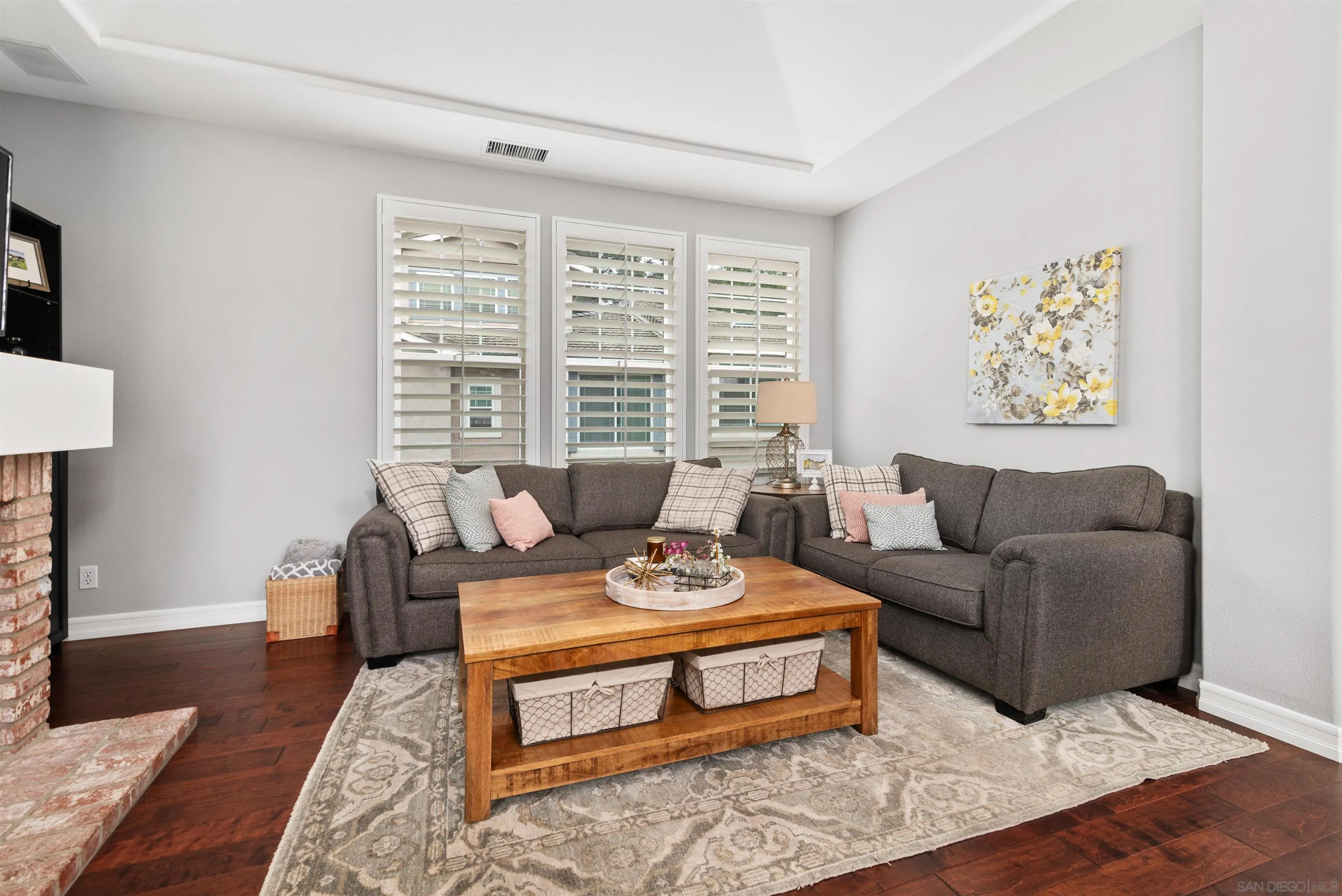 Photo #6: 250025508 Listing 