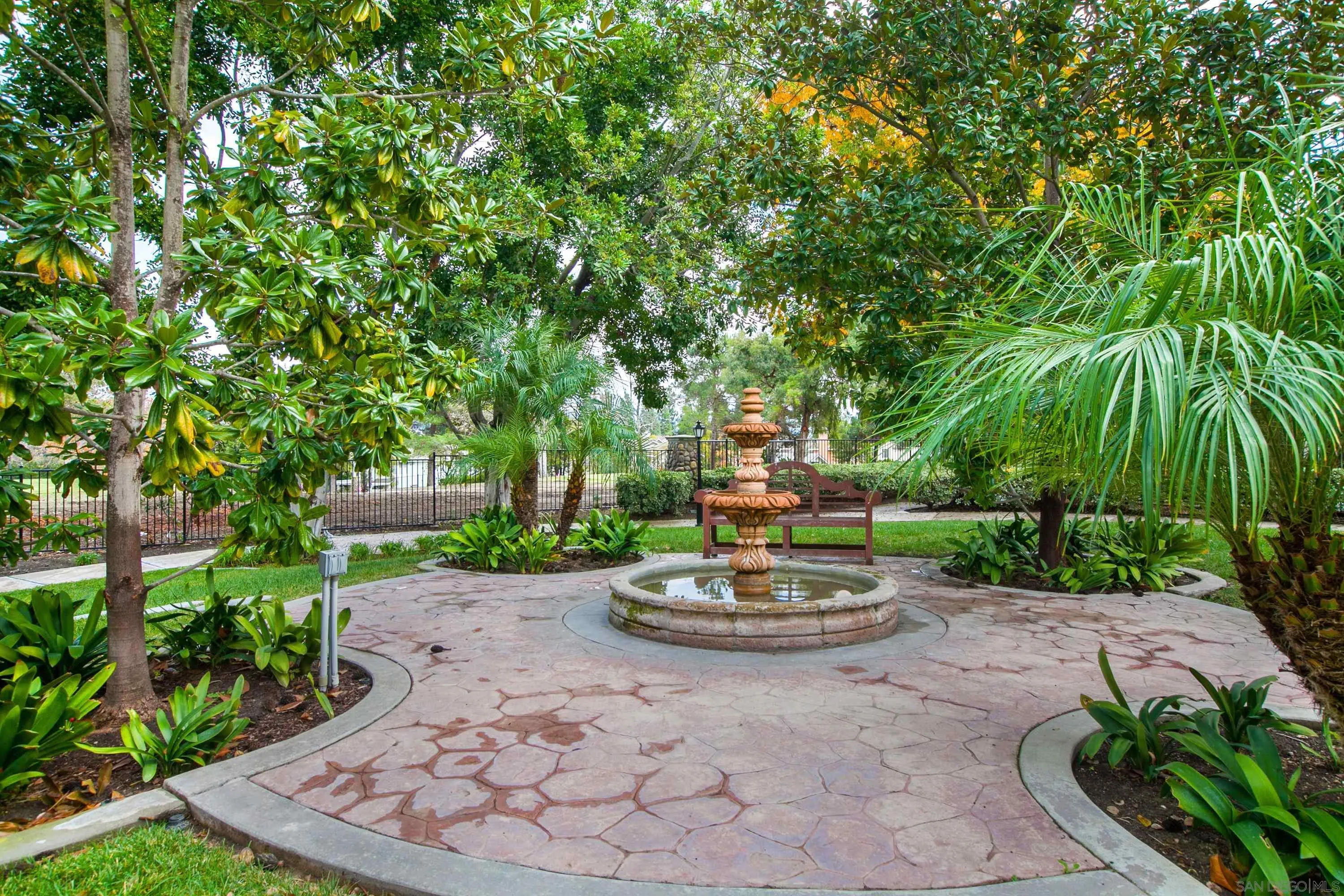 Photo #31: 250025508 Listing: Photo #31