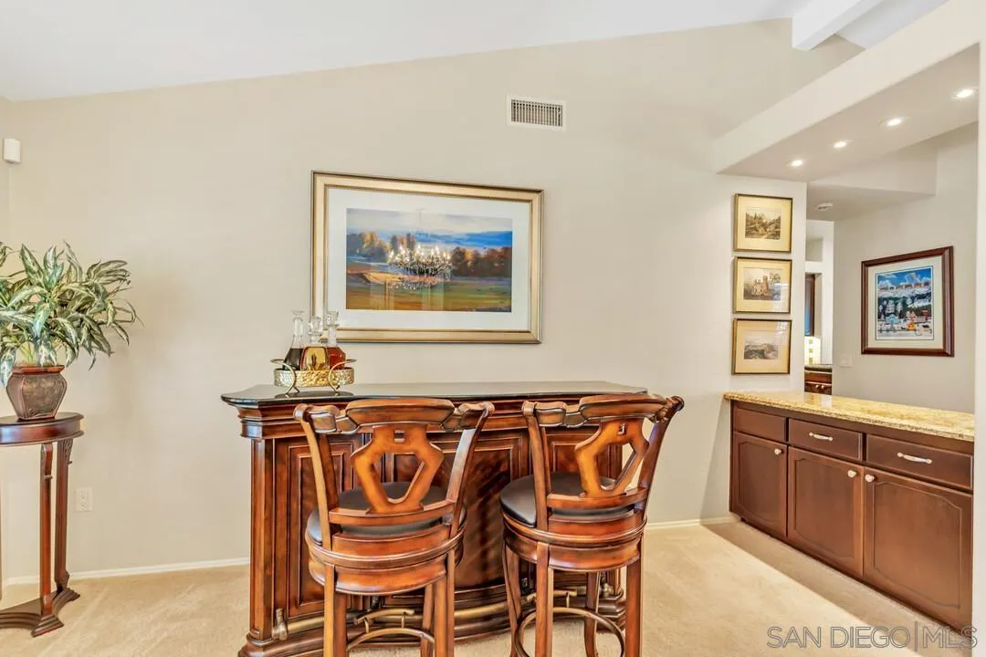 https://cdn.realtyfeed.com/cdn/127/250025517/04d0feb54acf0361b87320a44f127c7c.webp