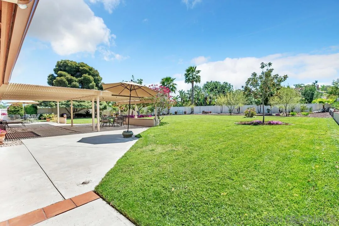 https://cdn.realtyfeed.com/cdn/127/250025517/13493e023602a9ade03fe94d40663a99.webp