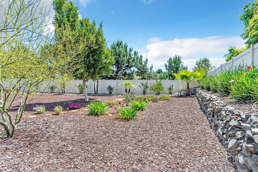 https://cdn.realtyfeed.com/cdn/127/250025517/14a84f7009d10c380092ceab51b6104d.webp