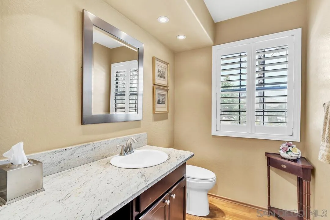 https://cdn.realtyfeed.com/cdn/127/250025517/30deb89217aecb73d87ffa6c5492fb1e.webp