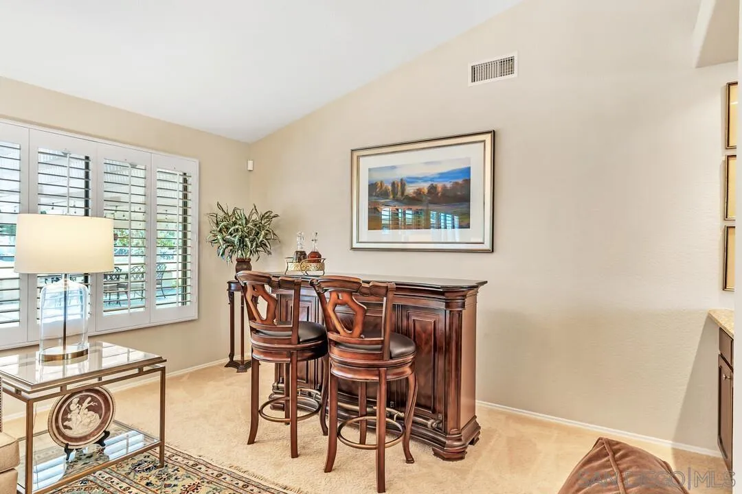 https://cdn.realtyfeed.com/cdn/127/250025517/3256d2860ce9abd3bb5a37bf745e1933.webp