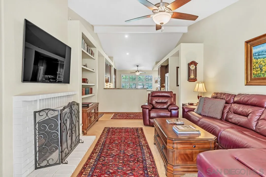https://cdn.realtyfeed.com/cdn/127/250025517/41f023836856ef73a309658264dbbbf5.webp