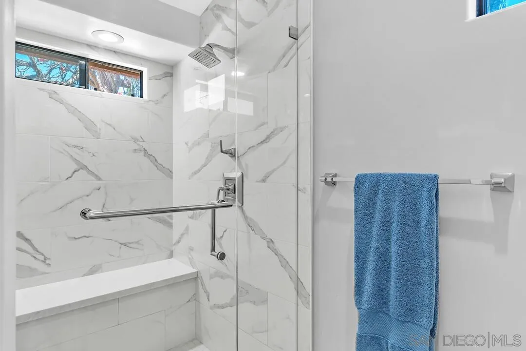 https://cdn.realtyfeed.com/cdn/127/250025517/59c44baeac63923a71279f0f2b0d945b.webp