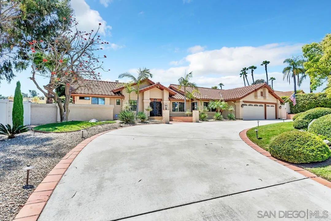 https://cdn.realtyfeed.com/cdn/127/250025517/863ce1379f4cce932497b86e09a6bd4e.webp
