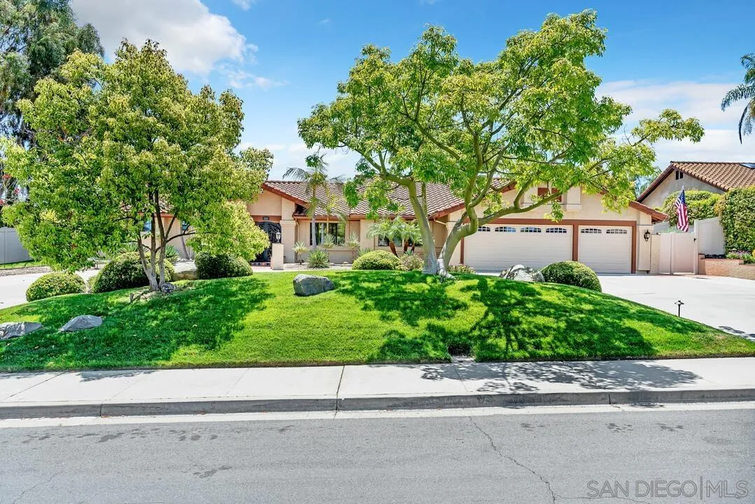 https://cdn.realtyfeed.com/cdn/127/250025517/946550a0a6a18c5b48bbf41e7deb98a9.webp