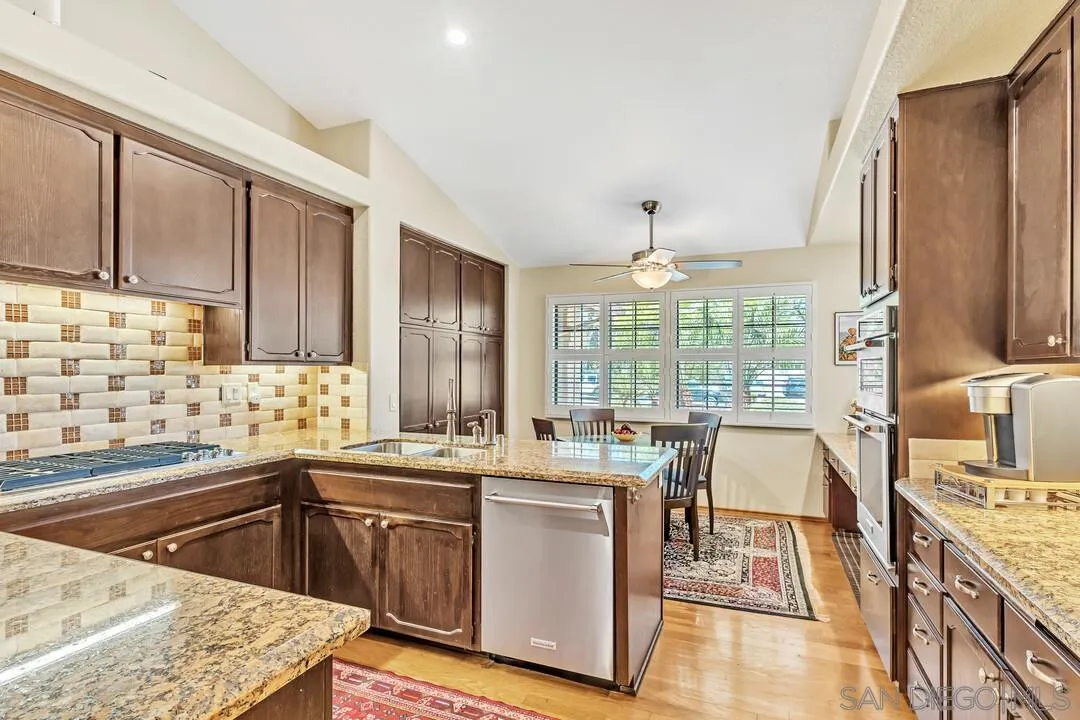 https://cdn.realtyfeed.com/cdn/127/250025517/a29167a96acd6473892540cbeb5452c4.webp